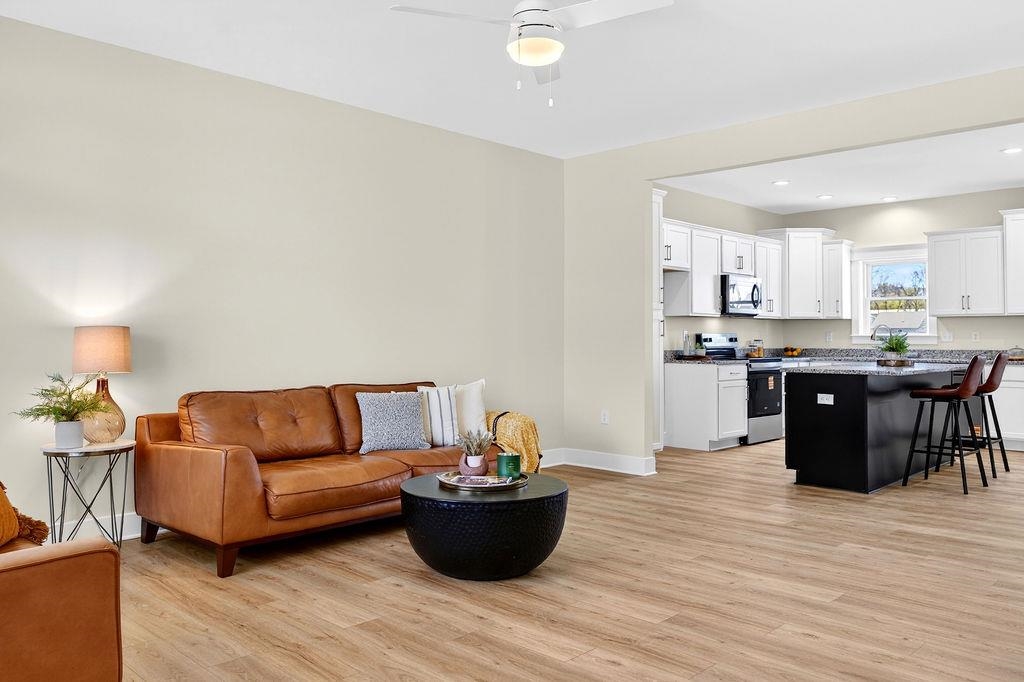 135 LANGLEY DR