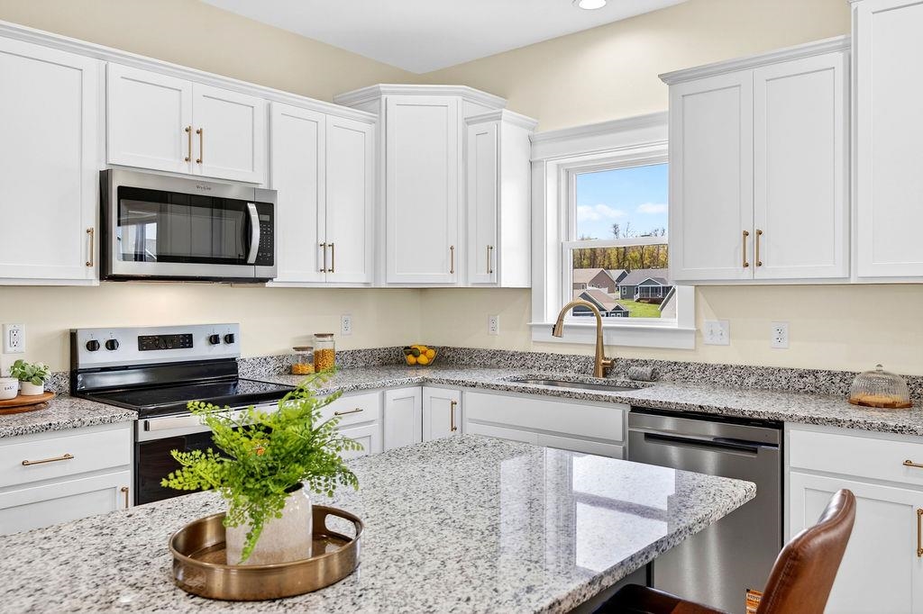 135 LANGLEY DR
