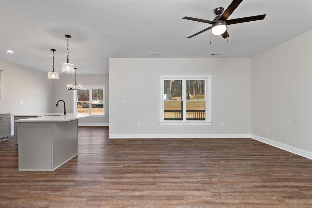 TBA LINDBURGH DR