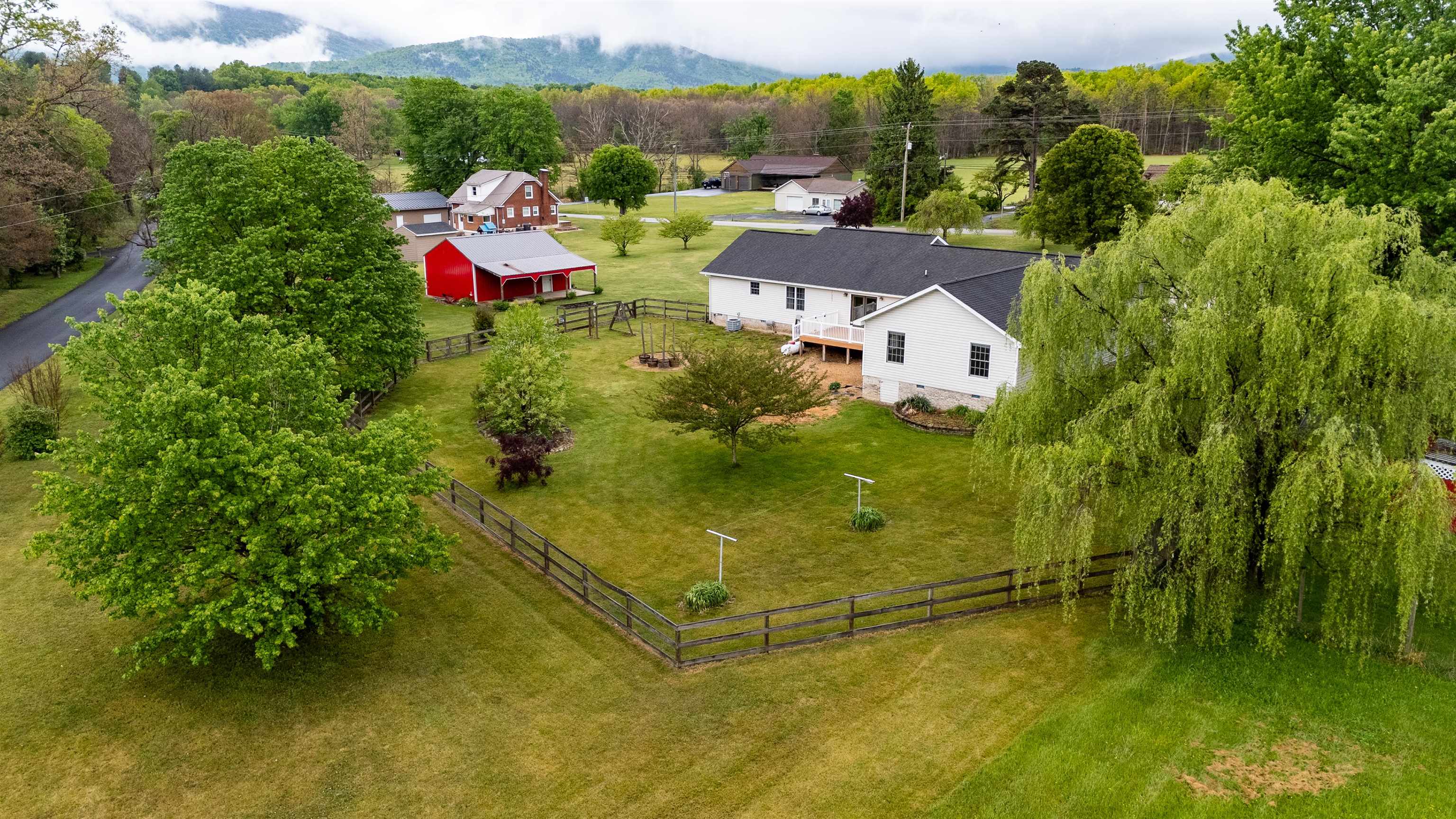 1582 HOWARDSVILLE TPKE
