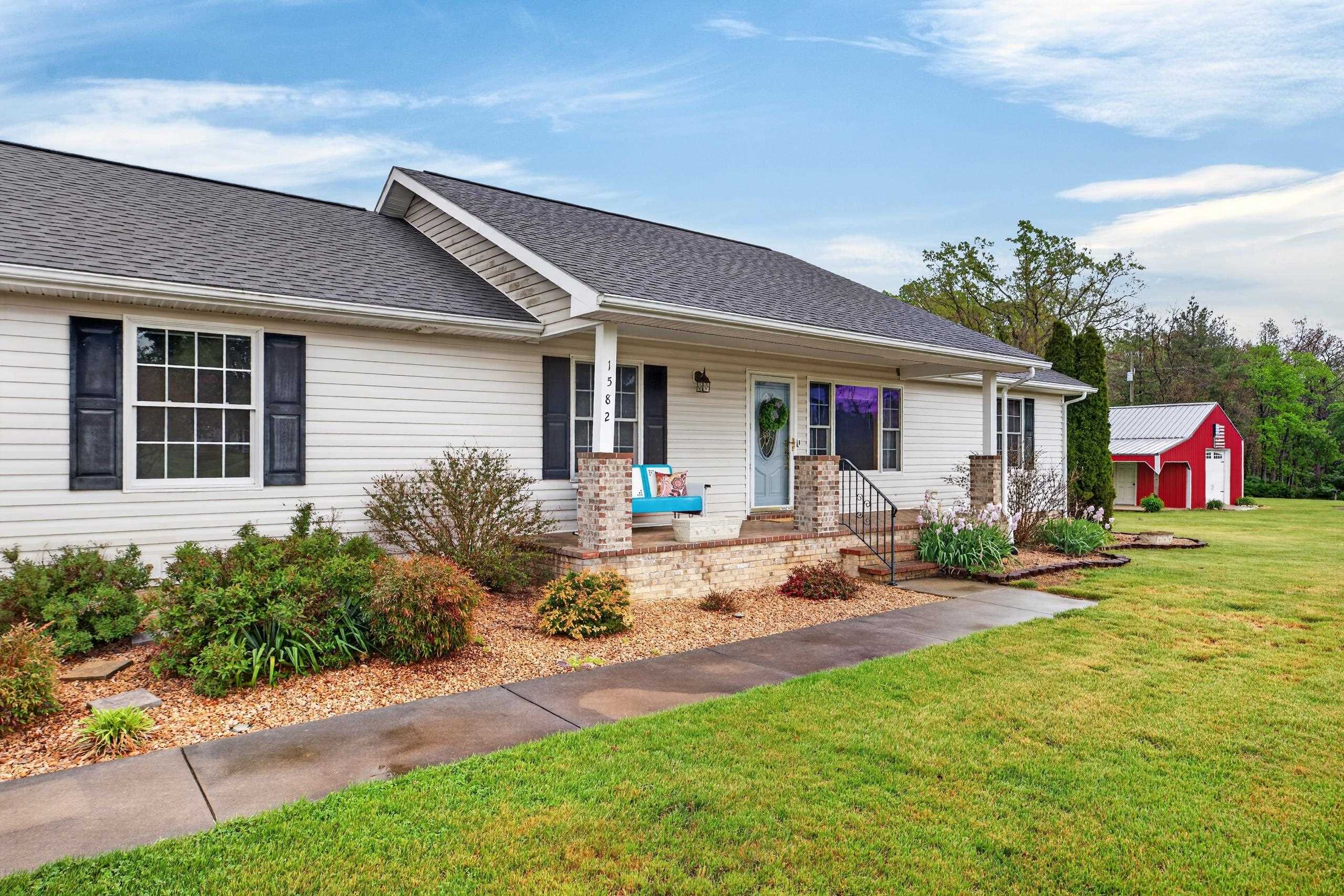 1582 HOWARDSVILLE TPKE