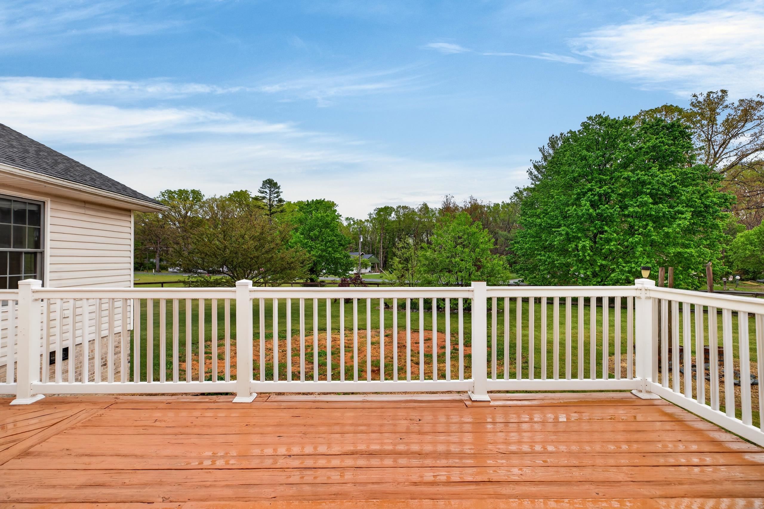 1582 HOWARDSVILLE TPKE