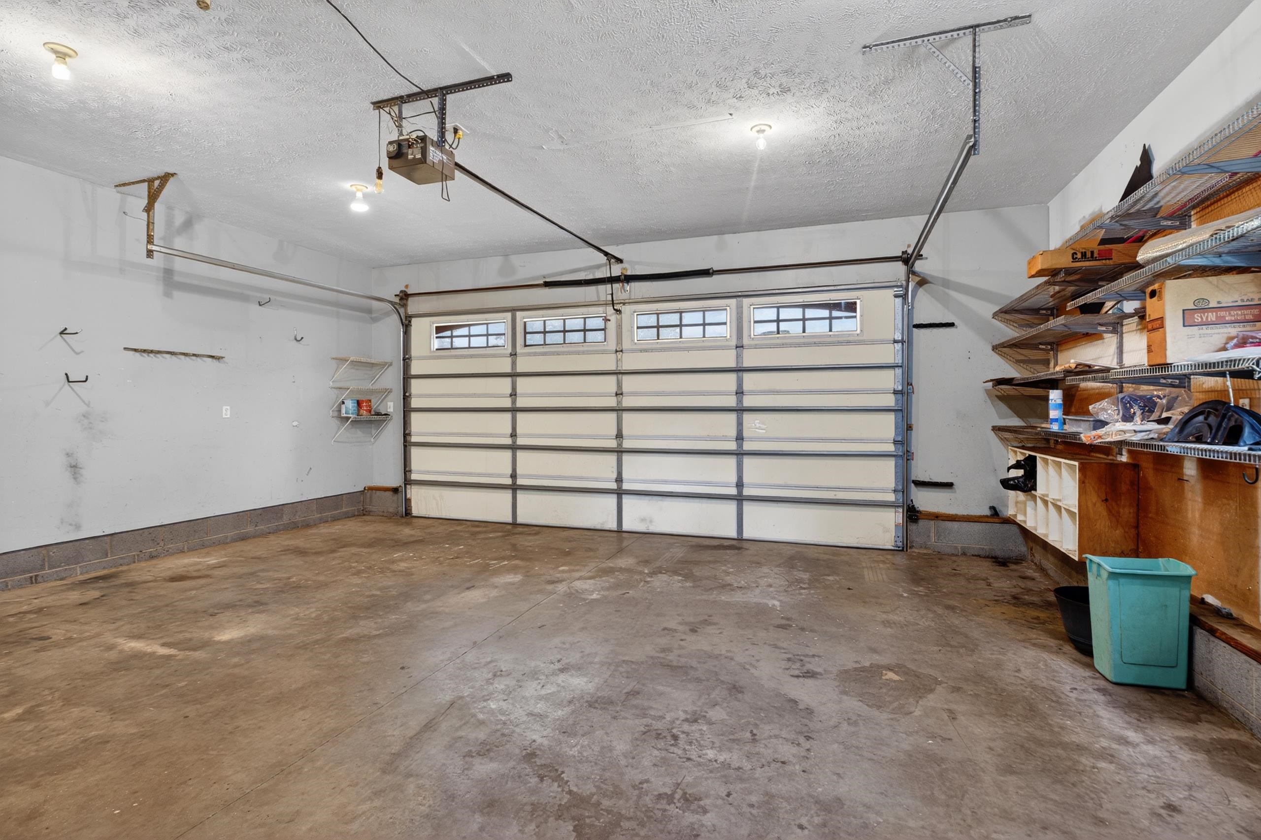 1582 HOWARDSVILLE TPKE