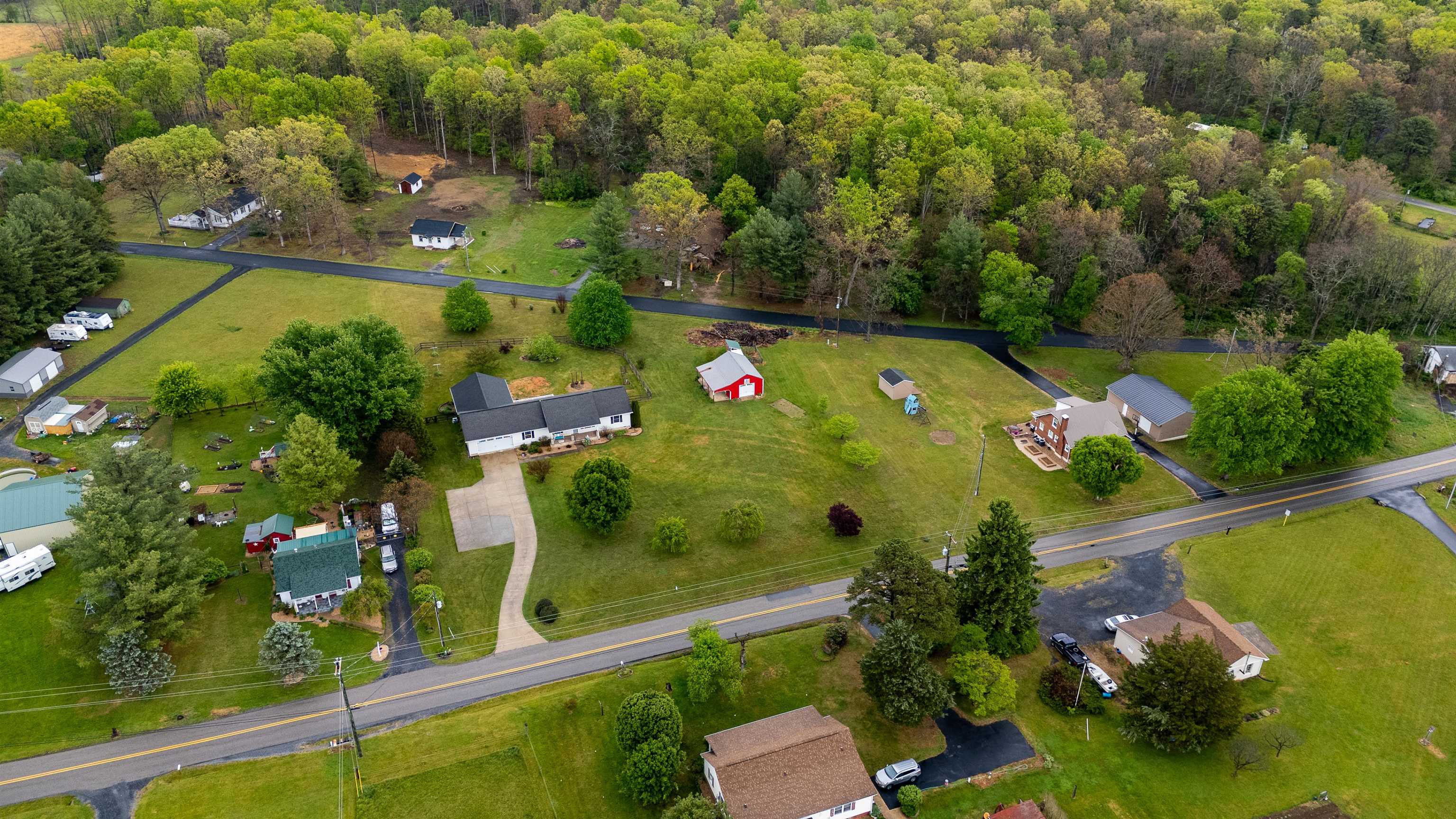 1582 HOWARDSVILLE TPKE