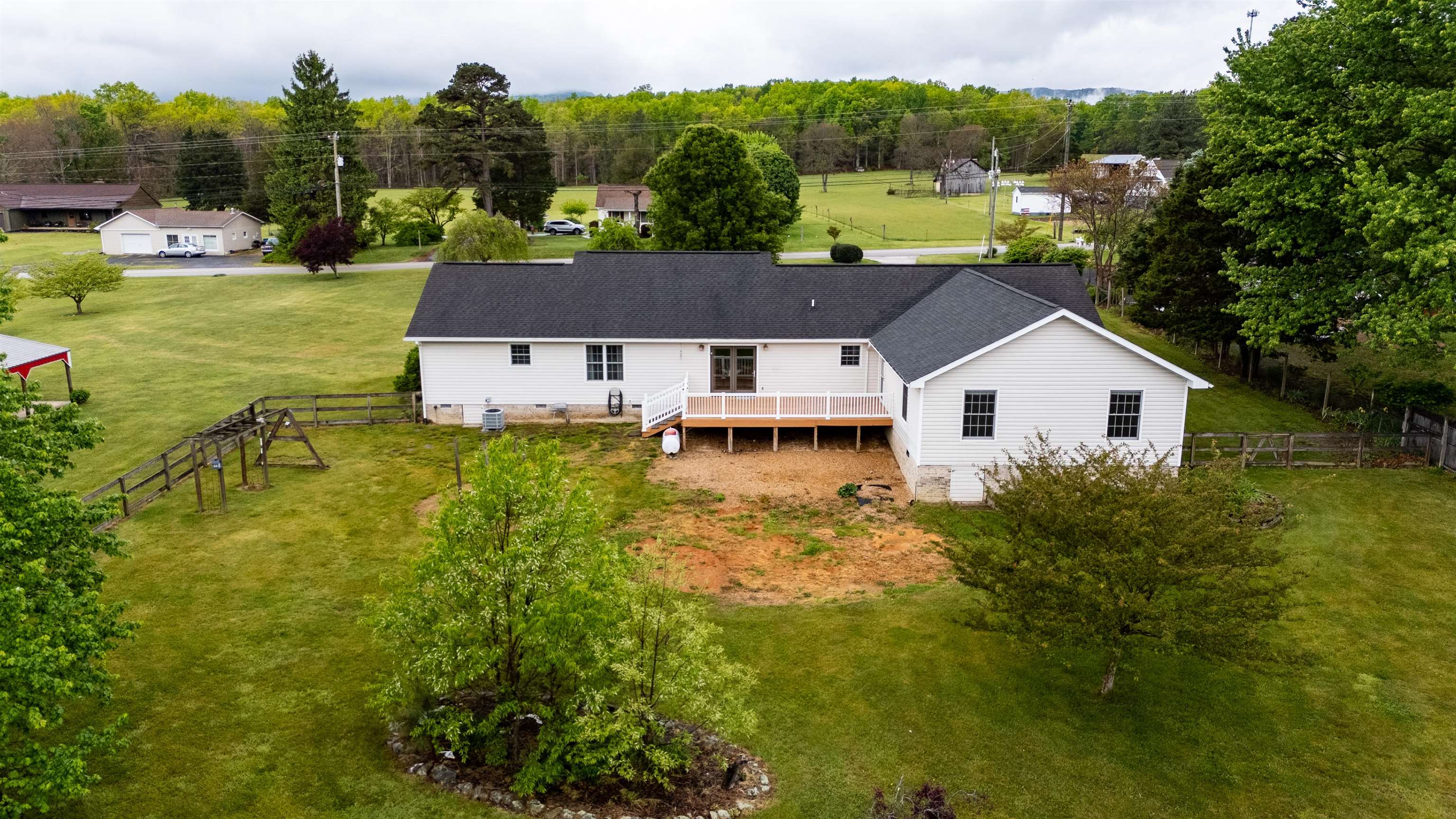 1582 HOWARDSVILLE TPKE
