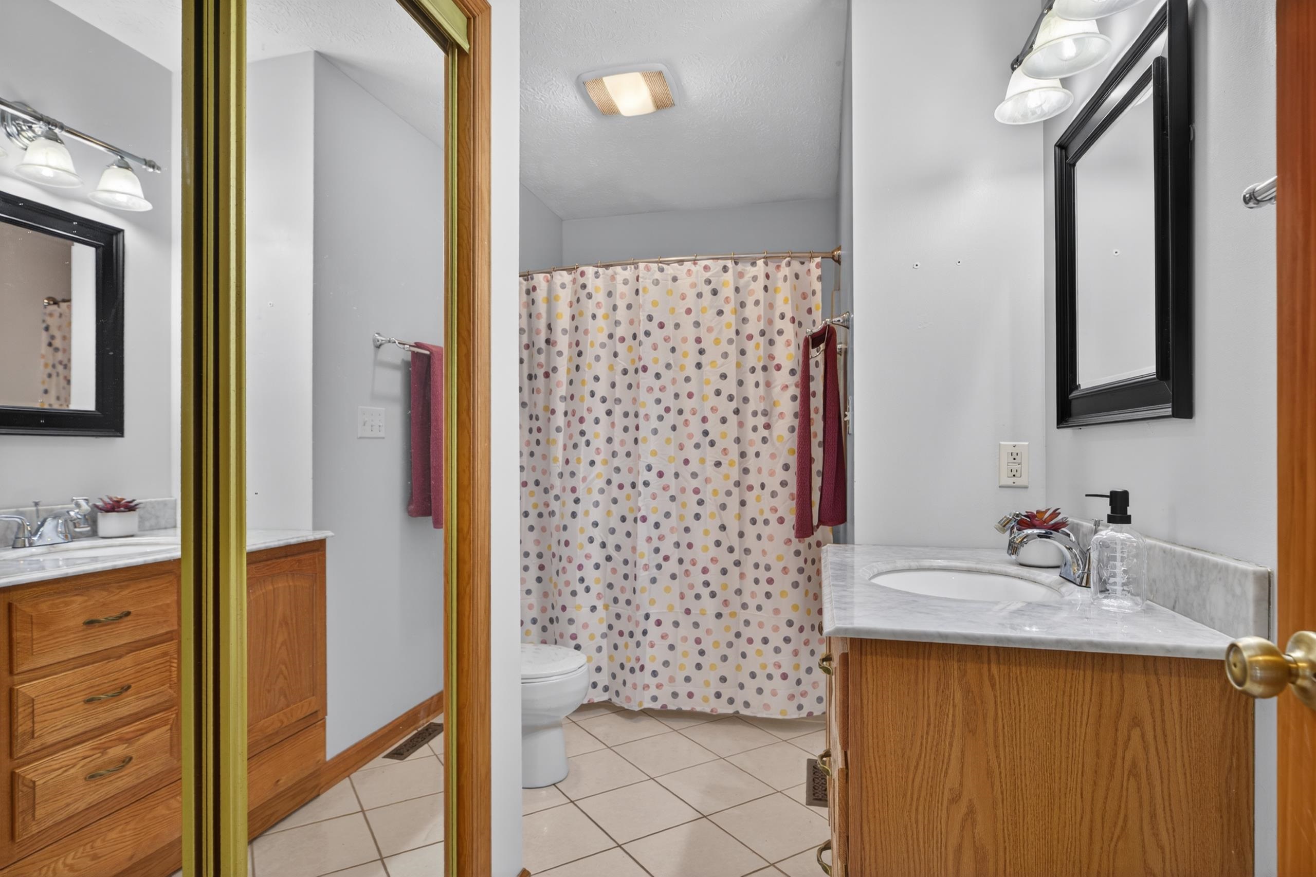 1582 HOWARDSVILLE TPKE