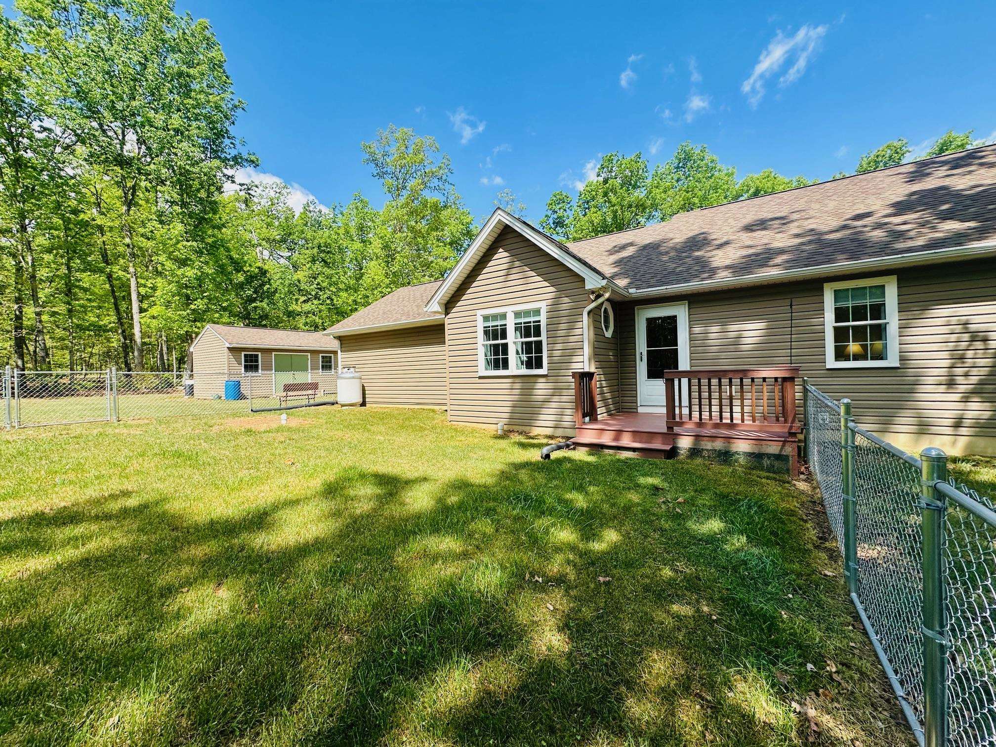24 HOKIE LN