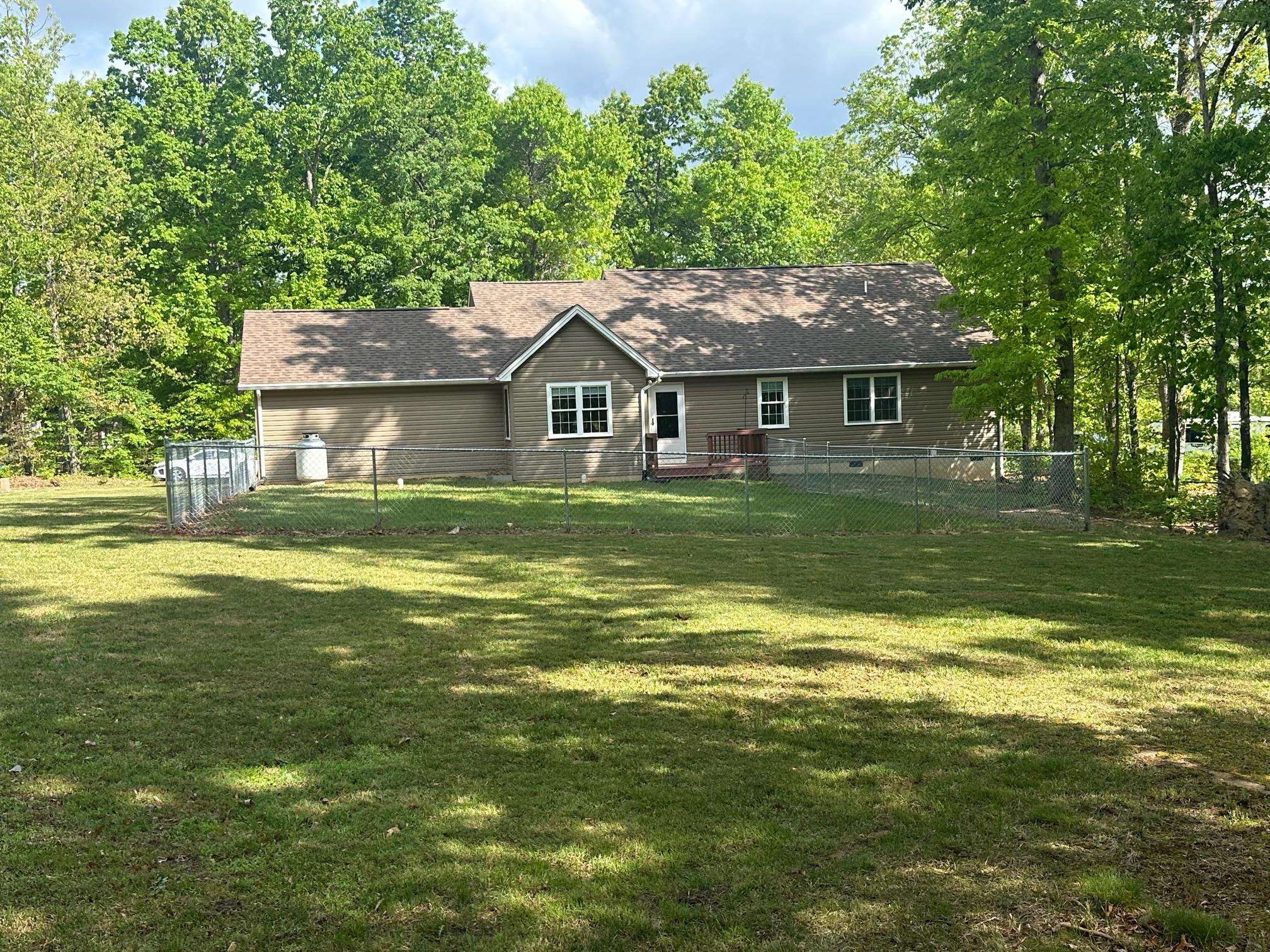 24 HOKIE LN