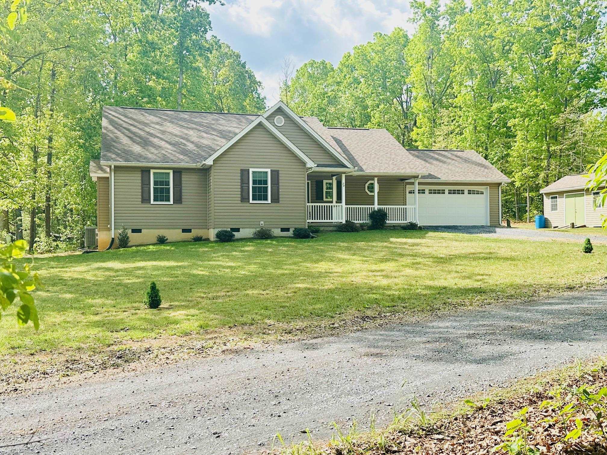 24 HOKIE LN