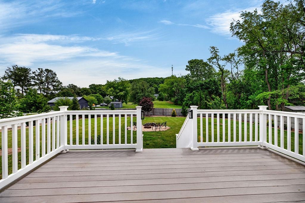 190 MONTGOMERY RD