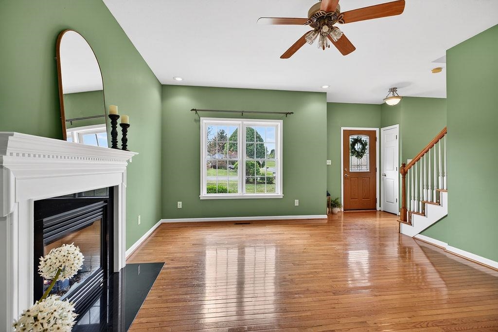 106 BOWMANS RUN DR