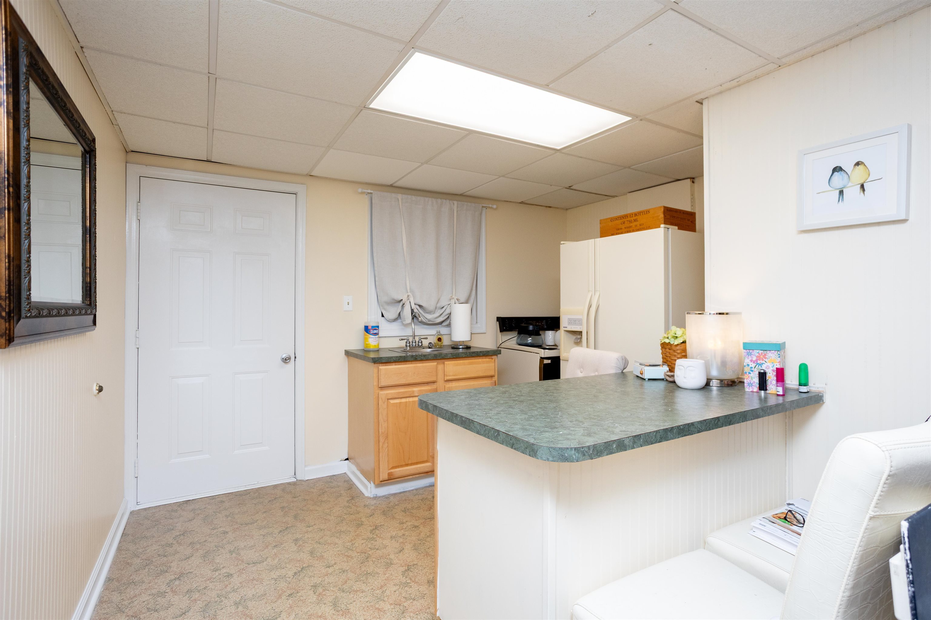 11 MEADOWBROOK DR