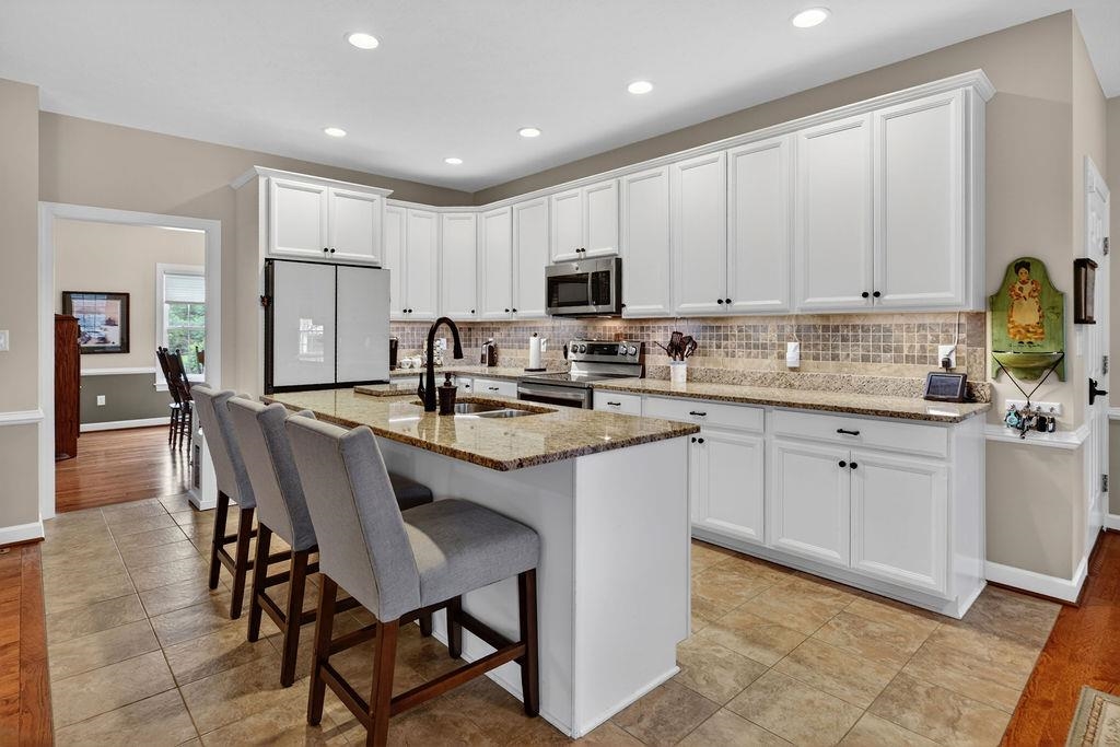29 KENNEDY RIDGE CT