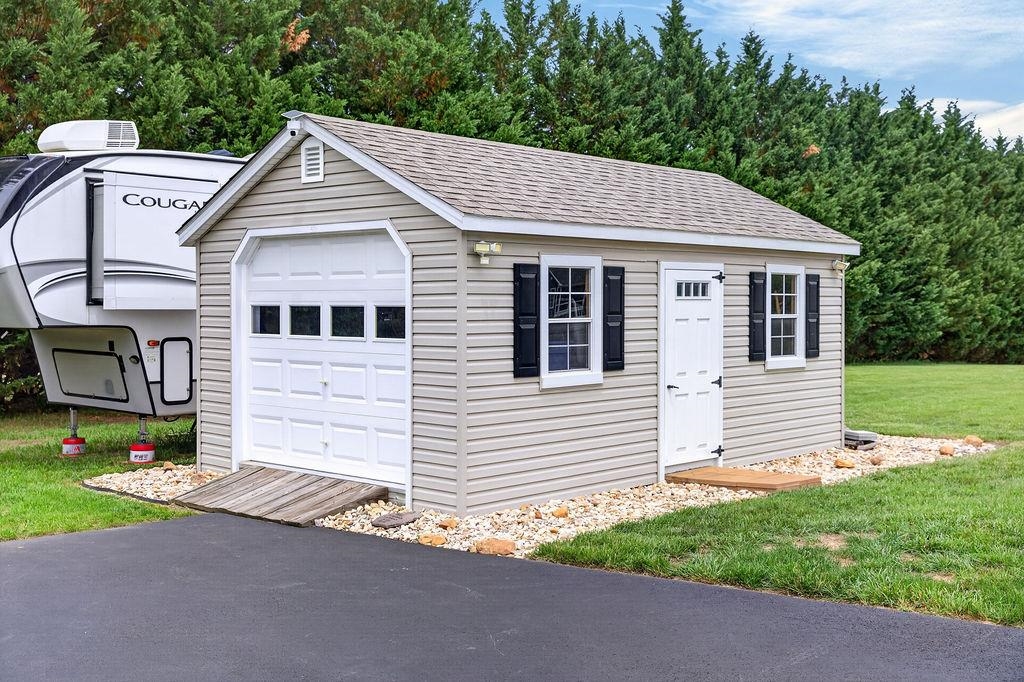 29 KENNEDY RIDGE CT