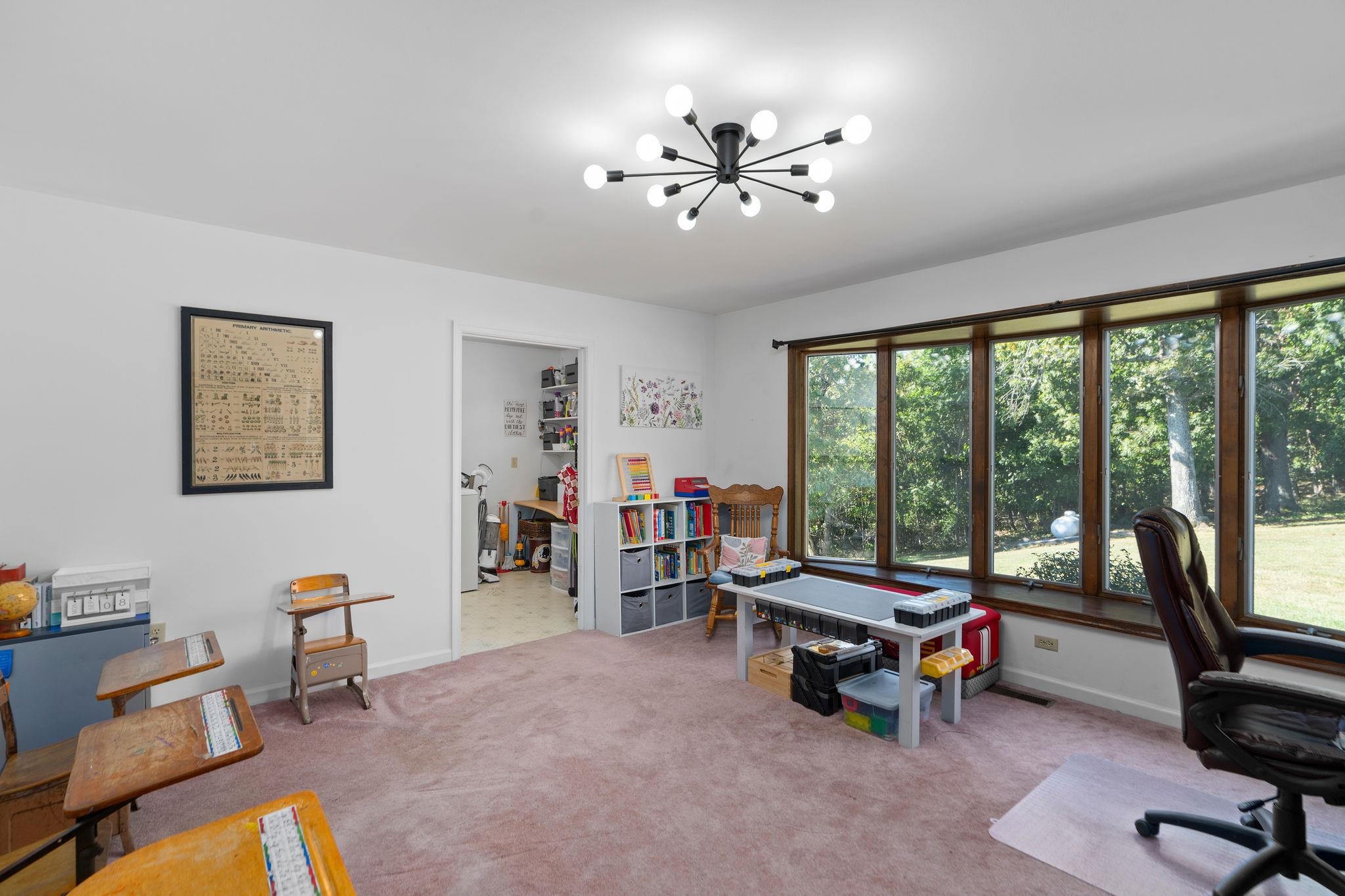 5323 LEE JACKSON HWY