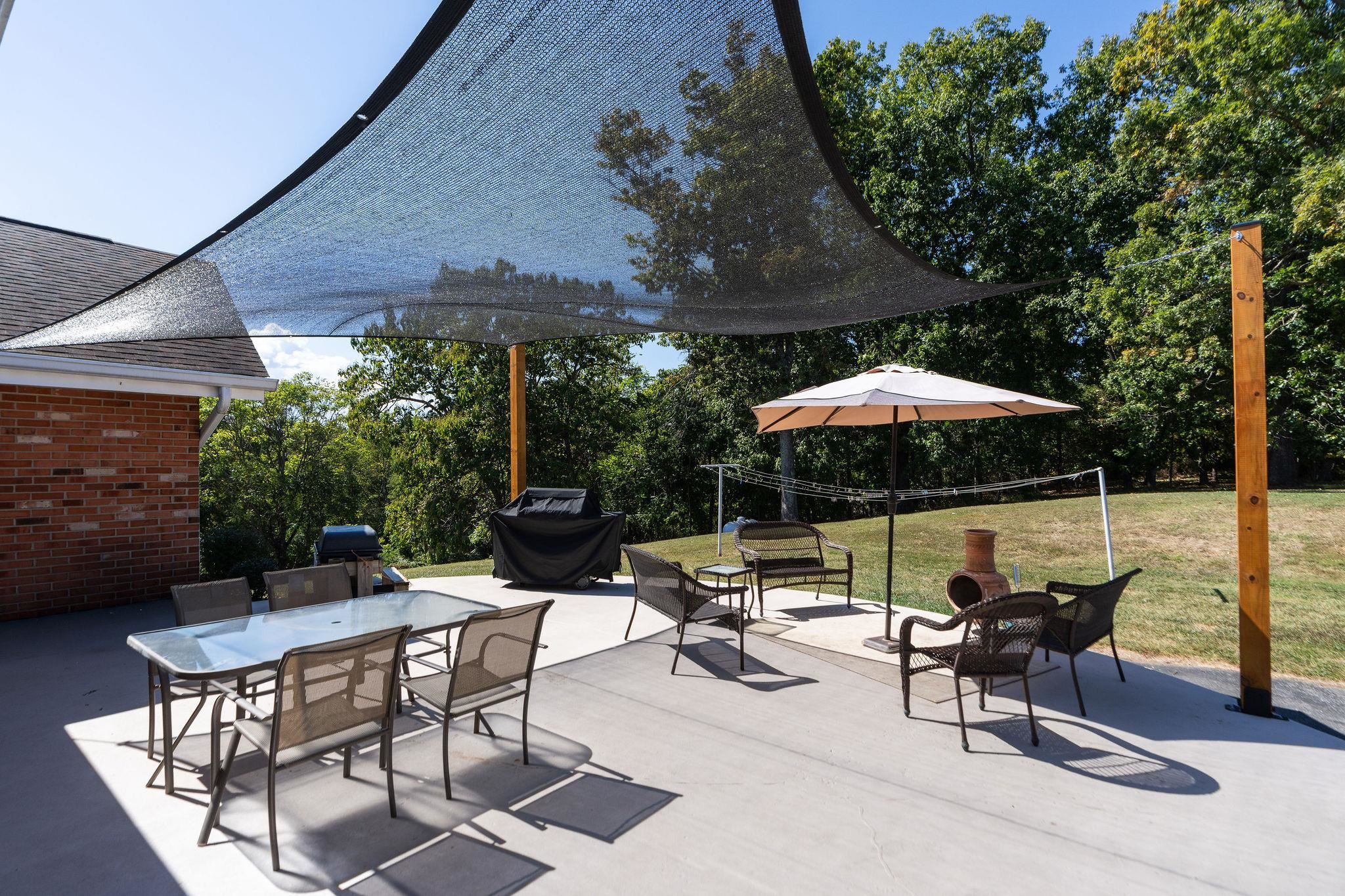 5323 LEE JACKSON HWY