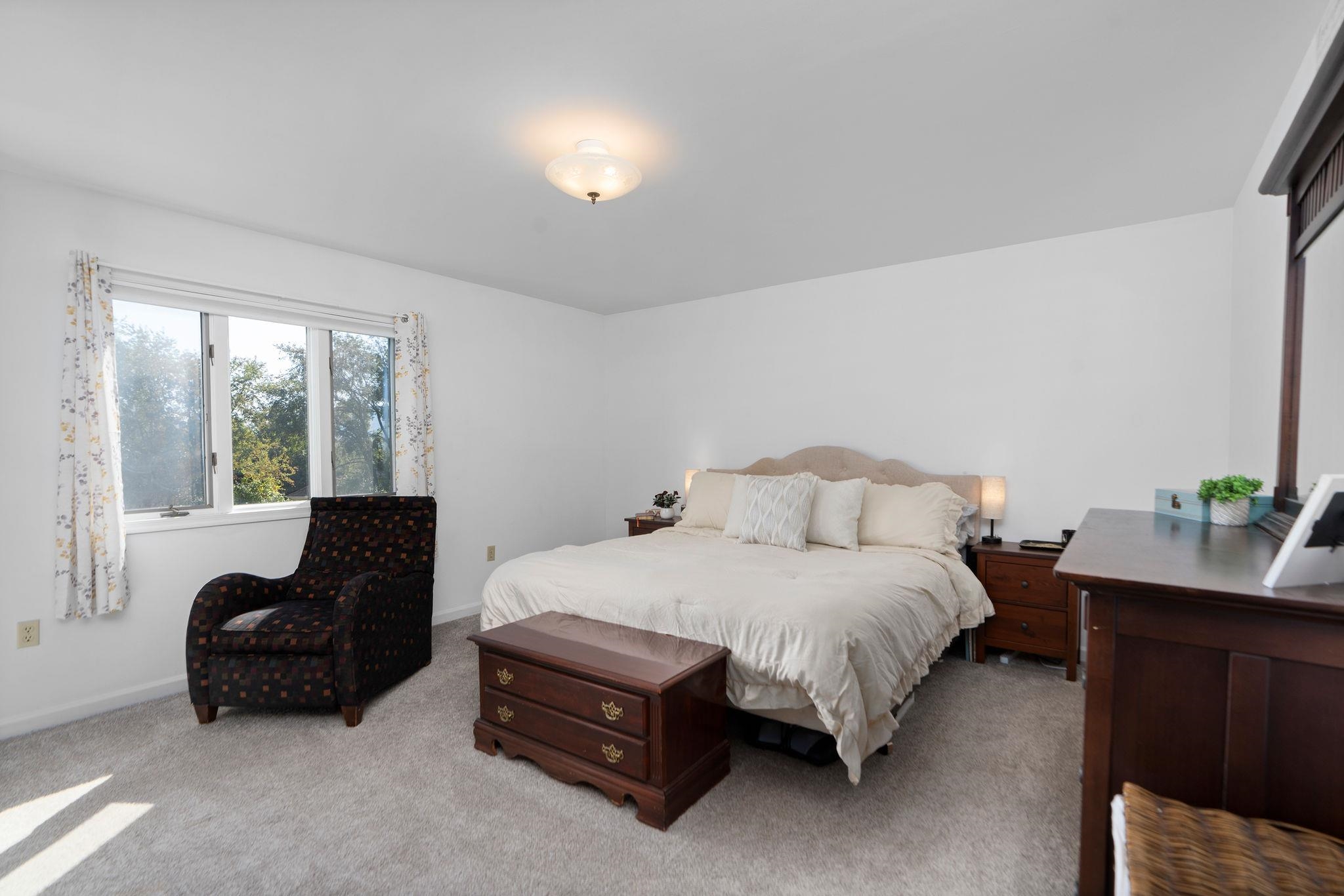5323 LEE JACKSON HWY