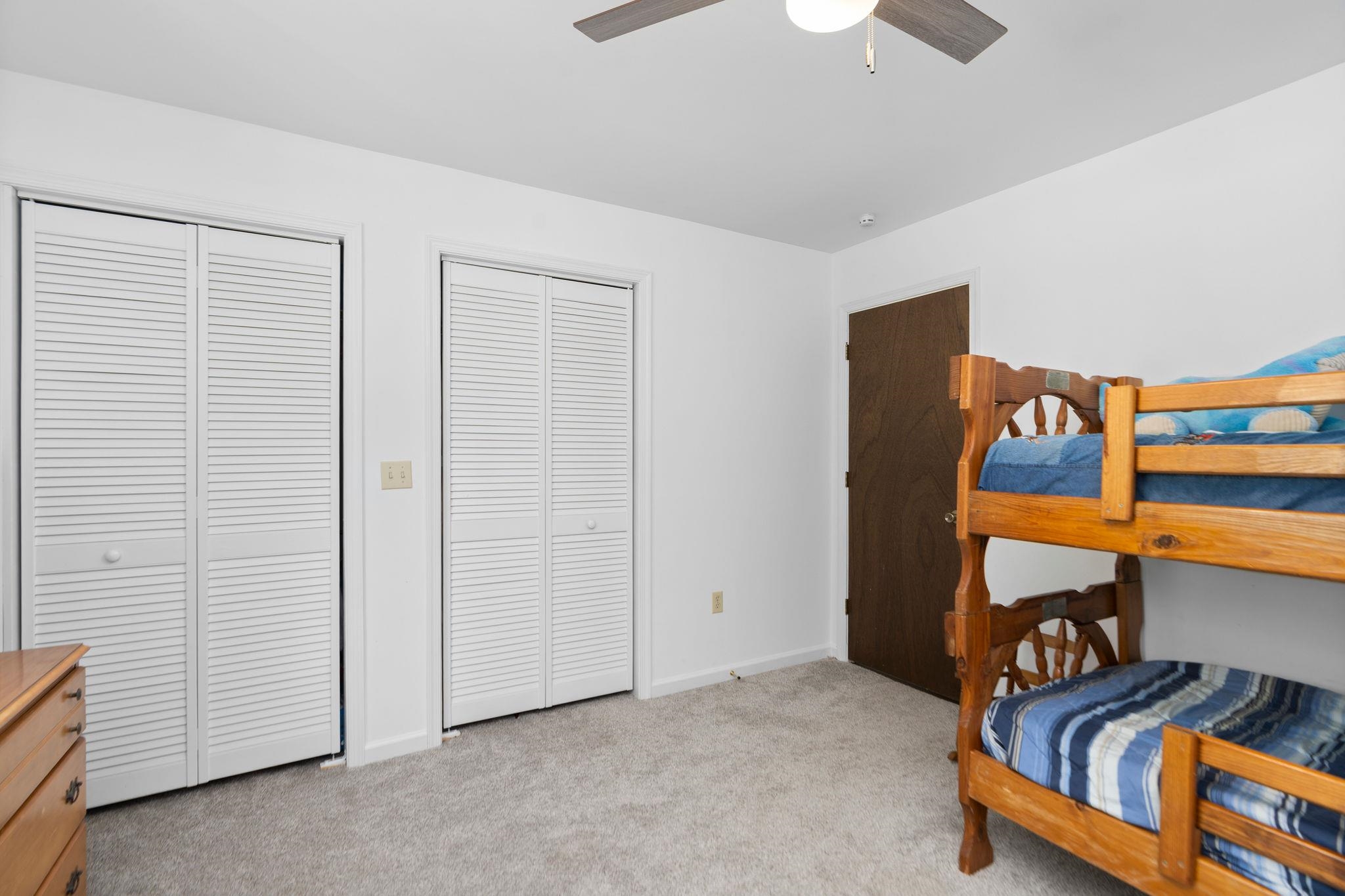 5323 LEE JACKSON HWY