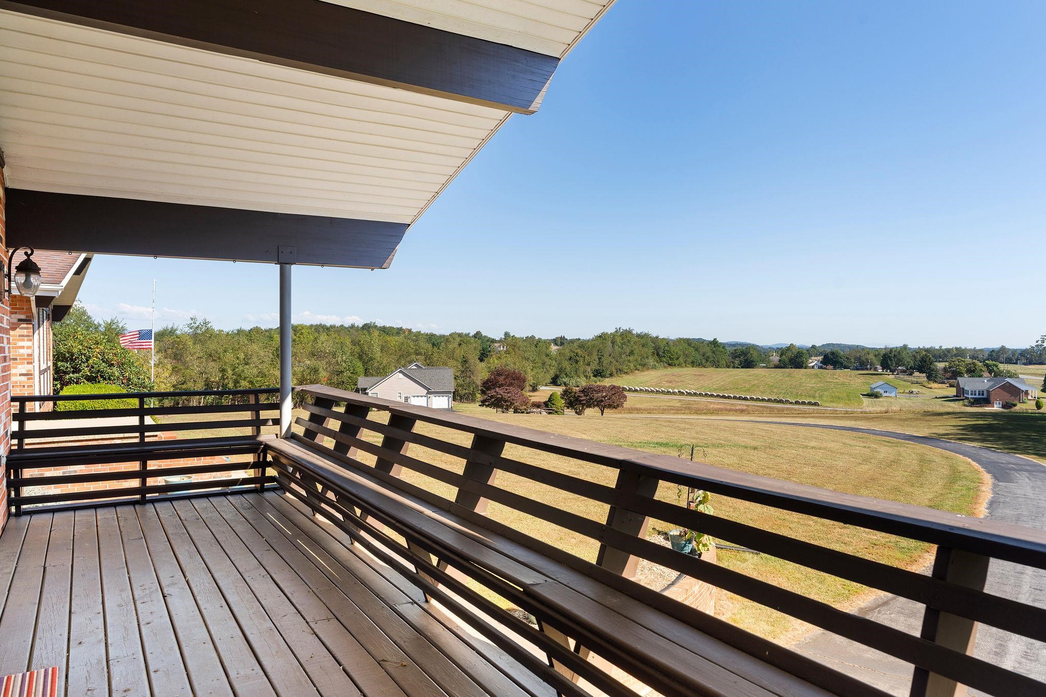 5323 LEE JACKSON HWY