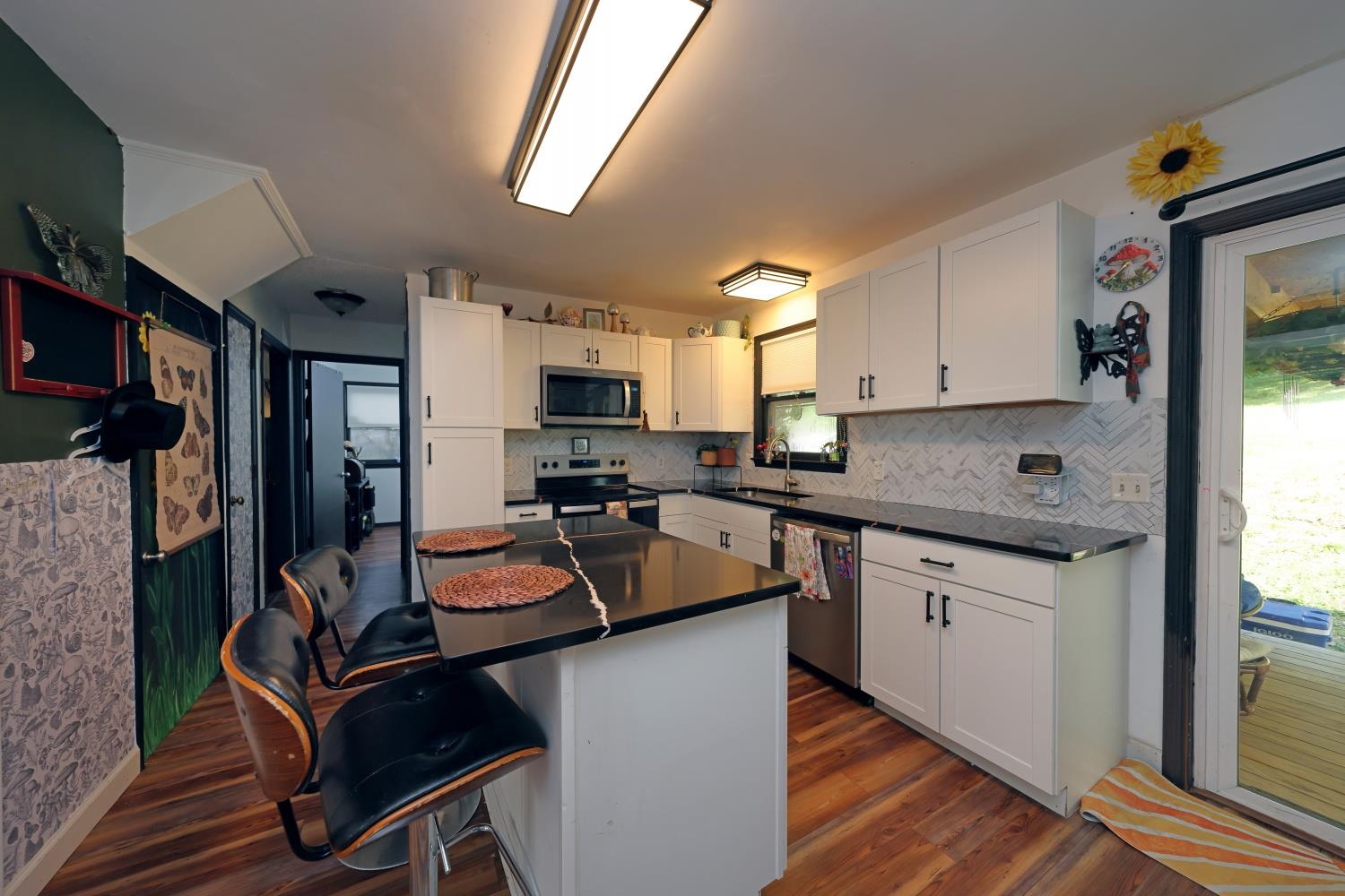 394 HORACE AVE