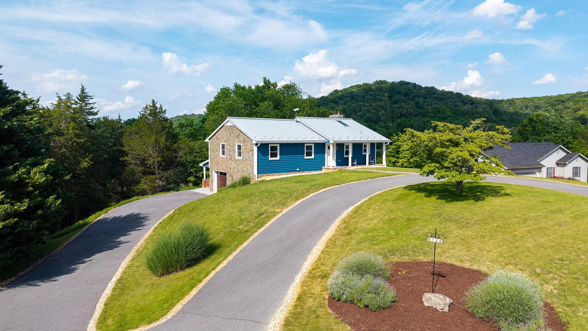 126 RIVER RIDGE RD