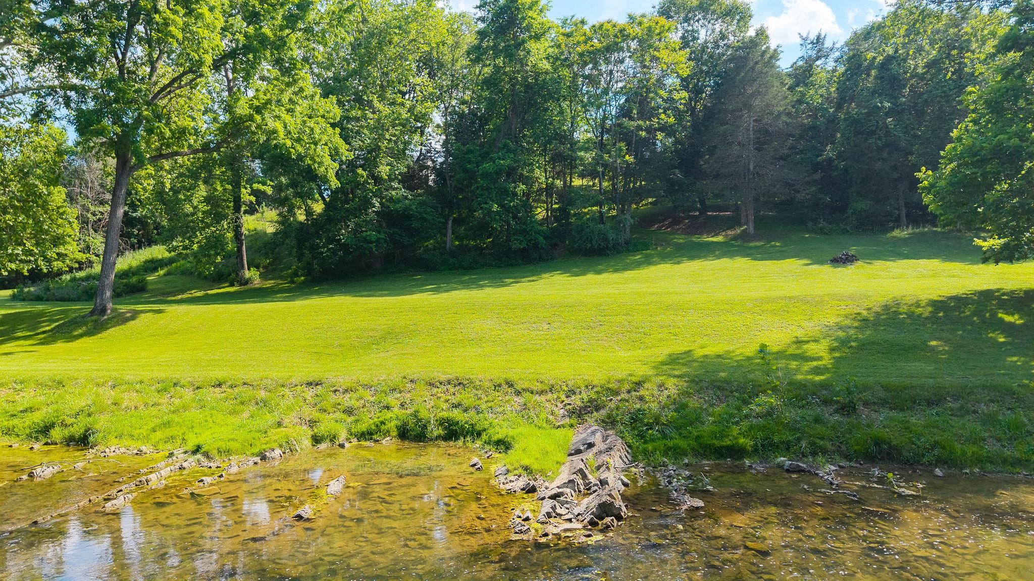 126 RIVER RIDGE RD