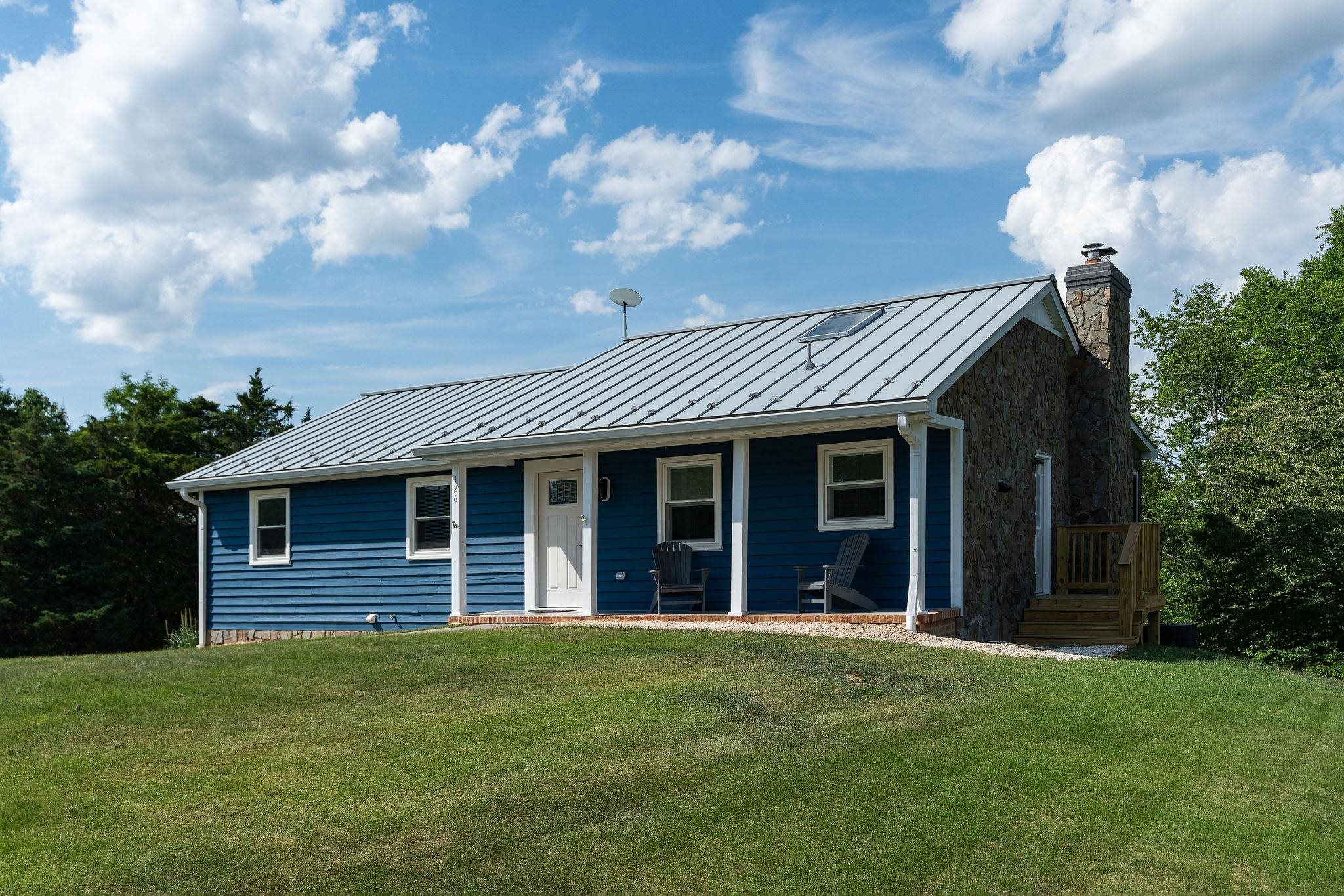 126 RIVER RIDGE RD