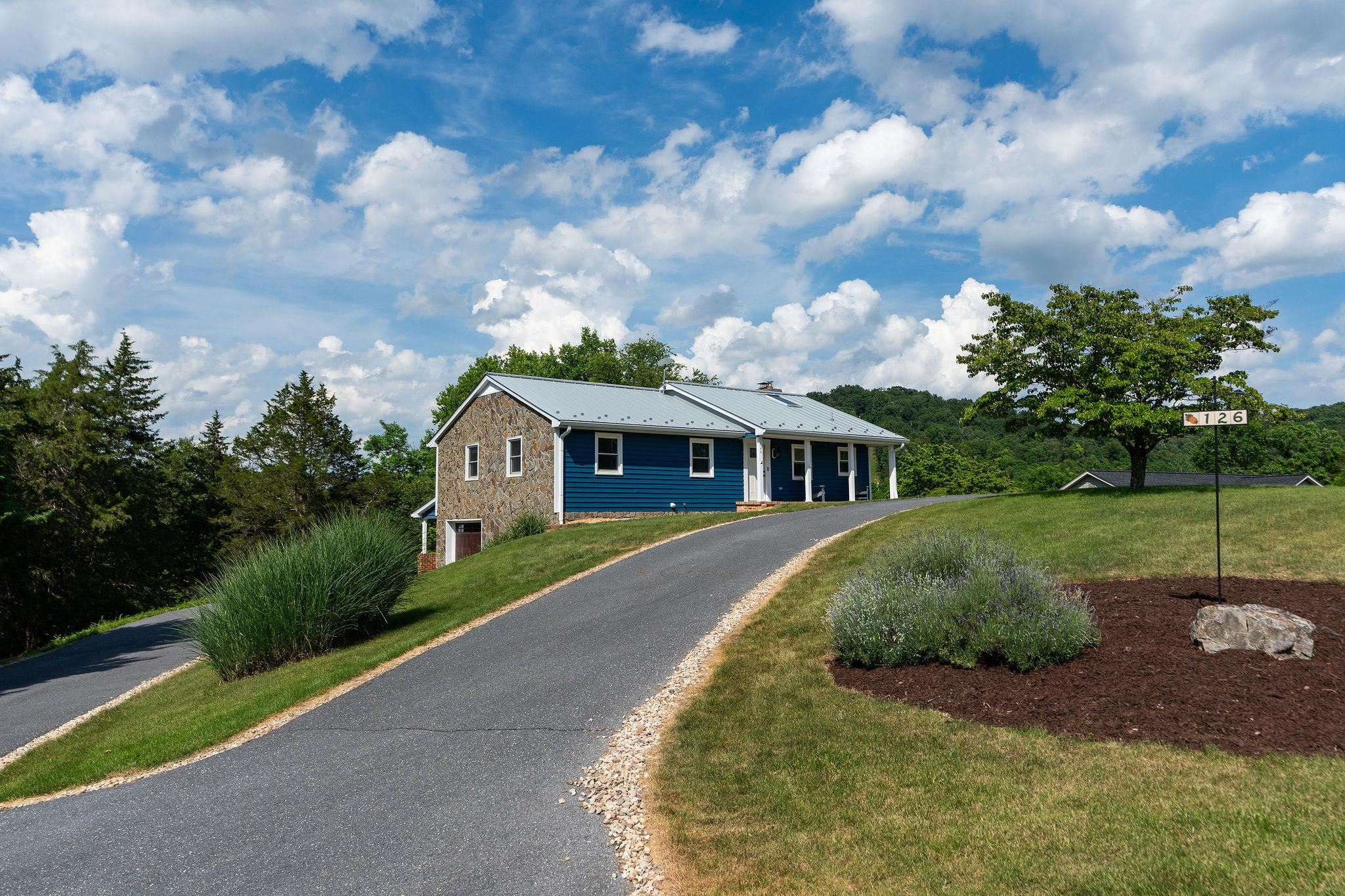 126 RIVER RIDGE RD