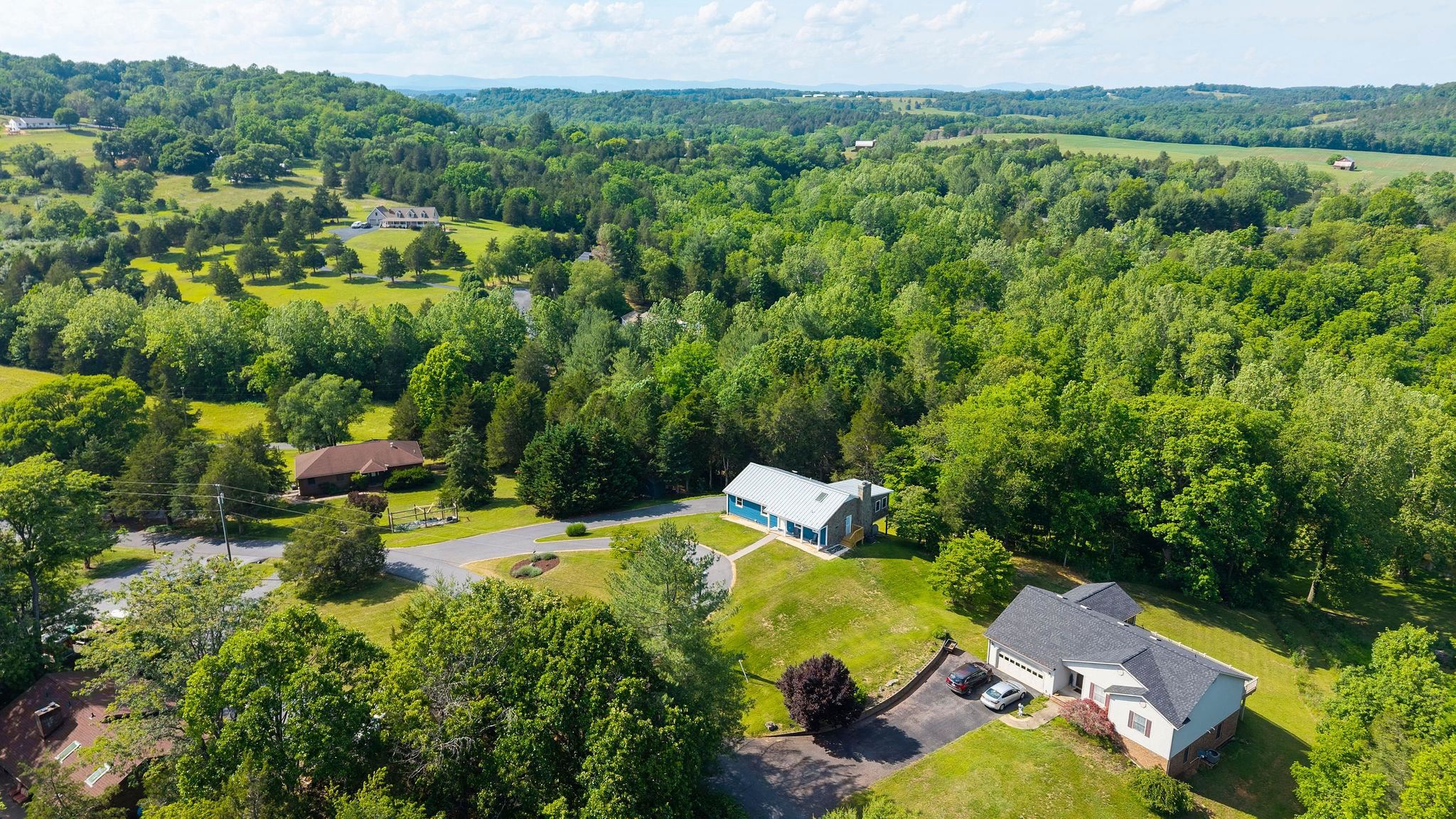 126 RIVER RIDGE RD