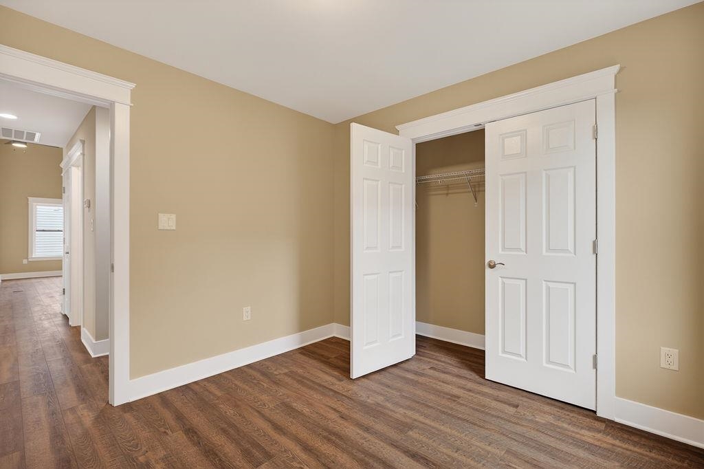 227 LINDBURGH DR