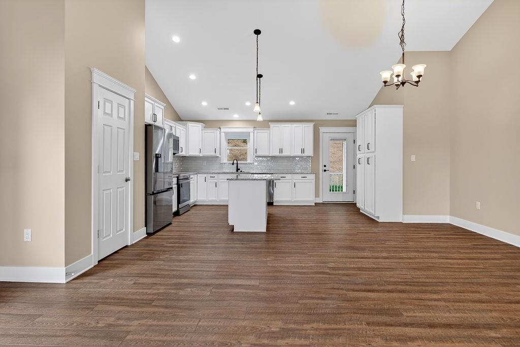 227 LINDBURGH DR