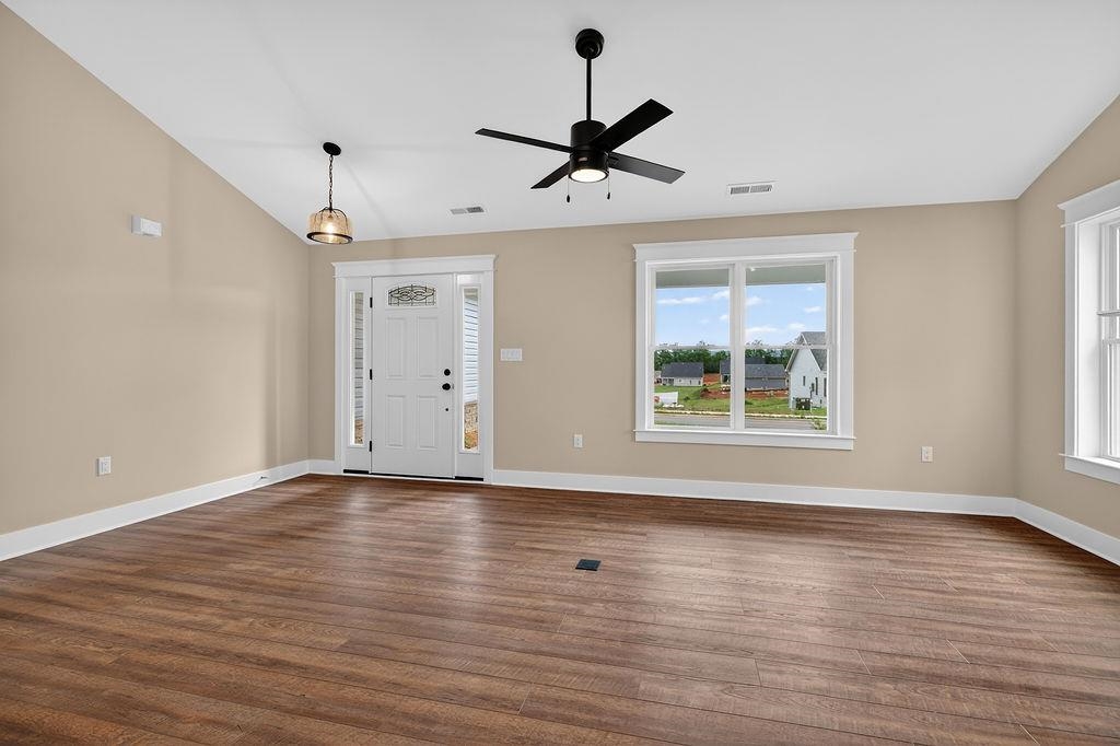 227 LINDBURGH DR