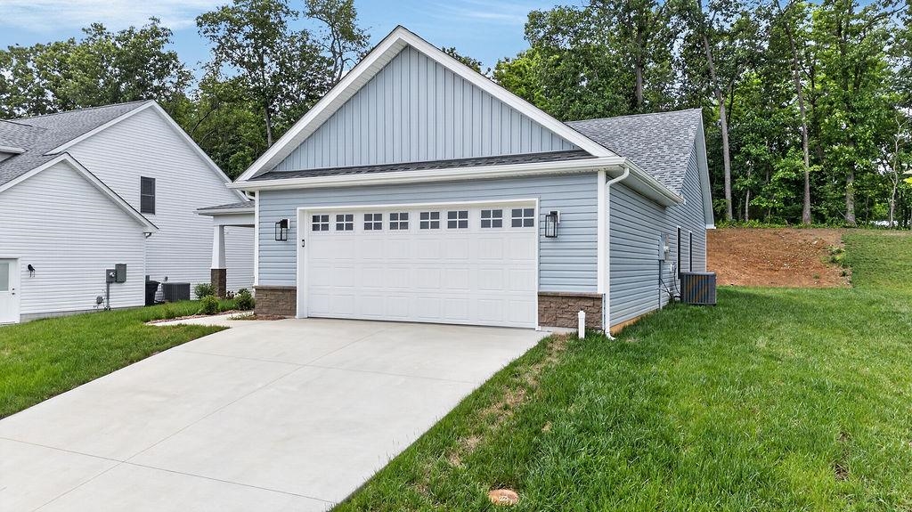227 LINDBURGH DR