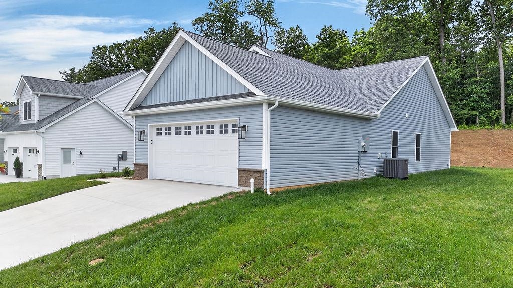 227 LINDBURGH DR