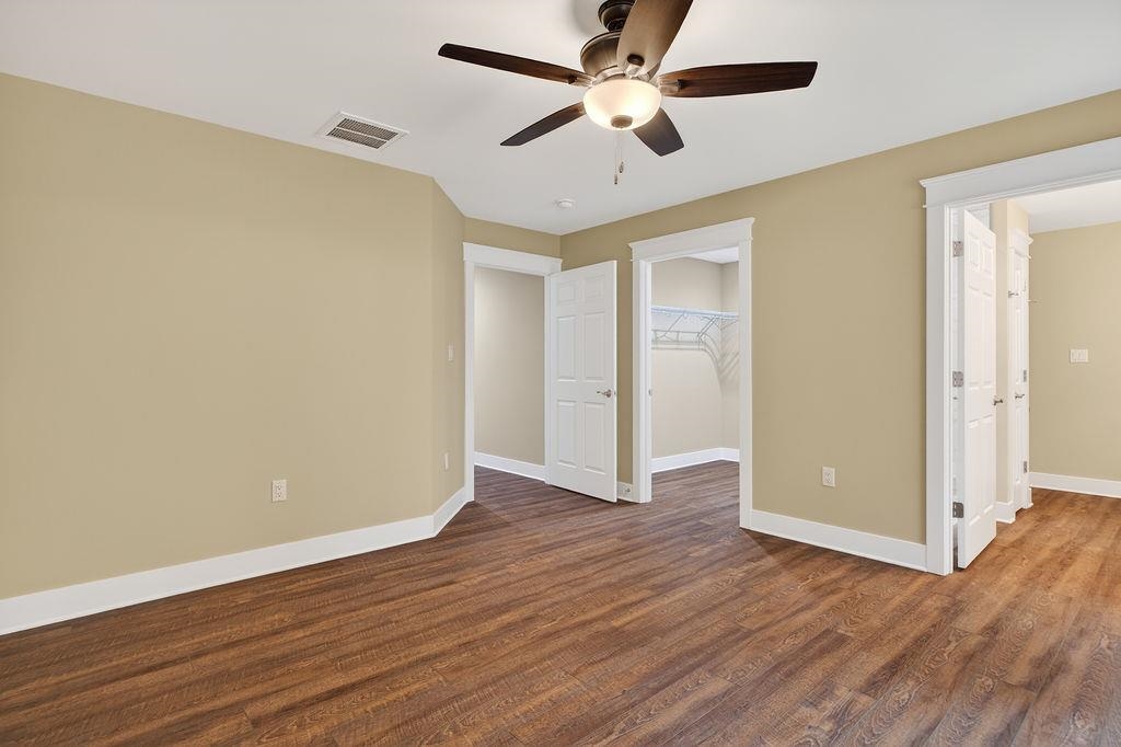 227 LINDBURGH DR