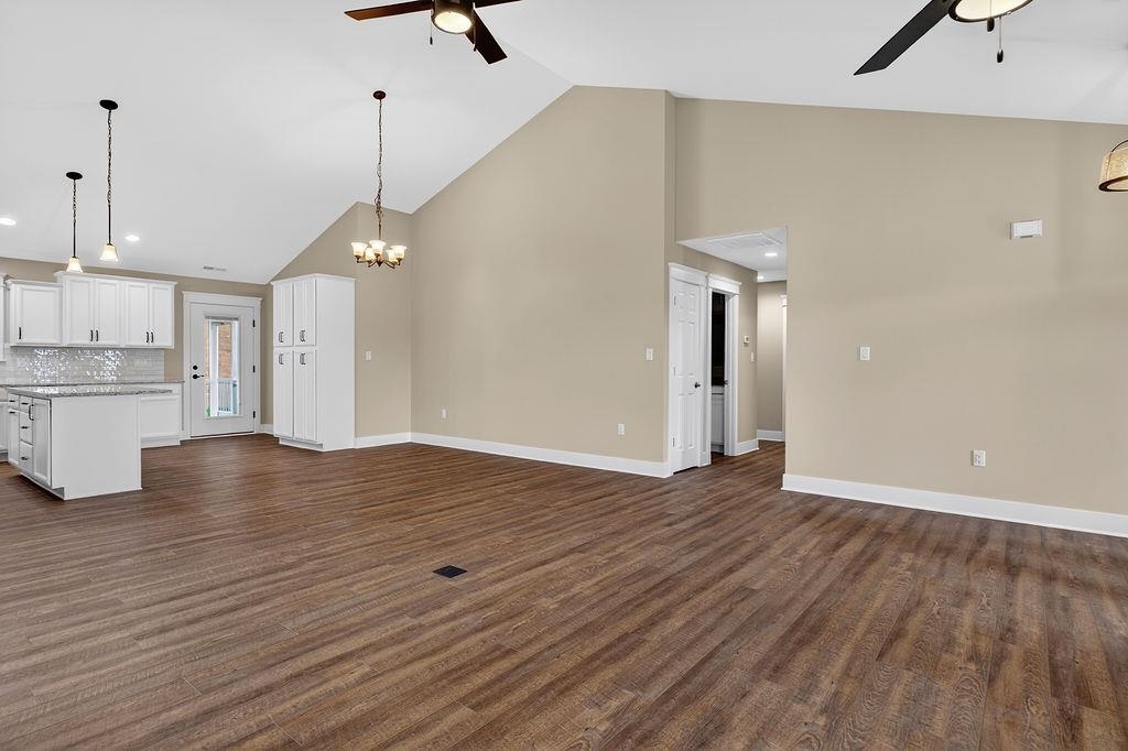 227 LINDBURGH DR