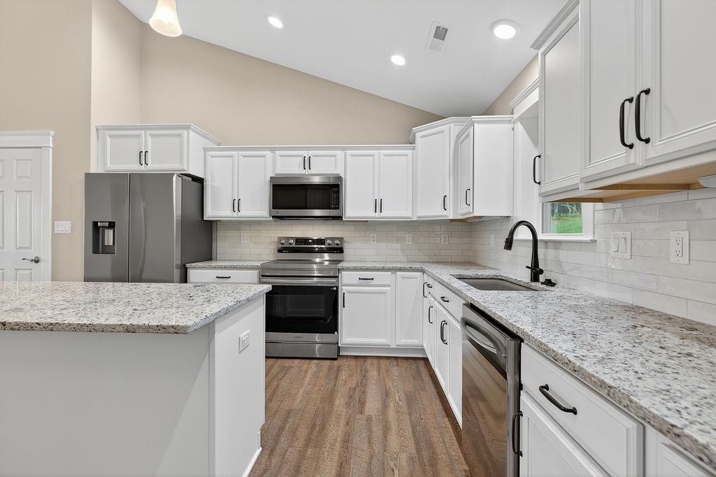 227 LINDBURGH DR