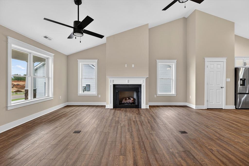 227 LINDBURGH DR