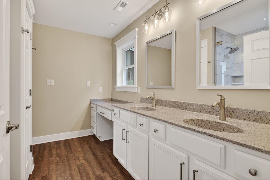 227 LINDBURGH DR