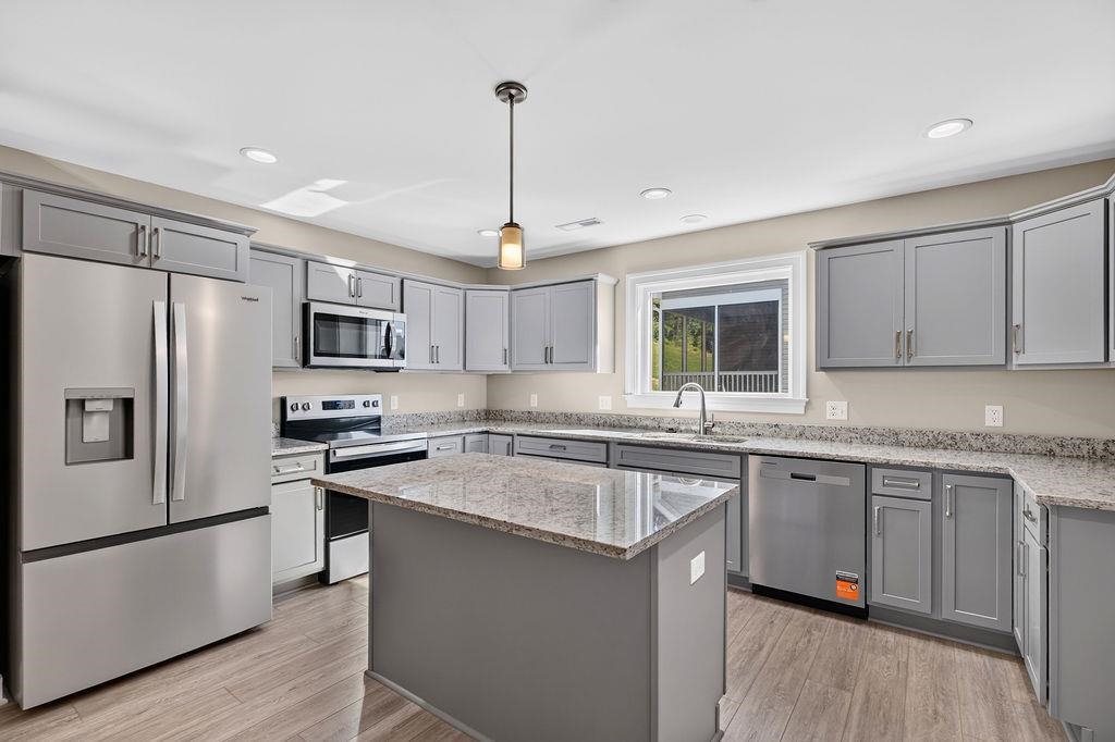 241 LINDBURGH DR