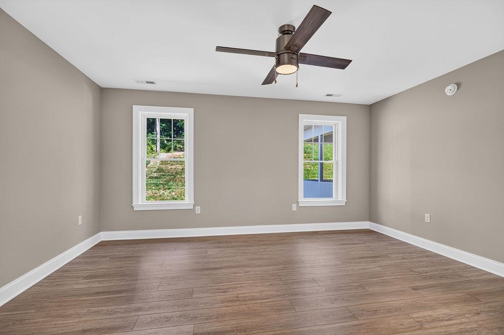 241 LINDBURGH DR