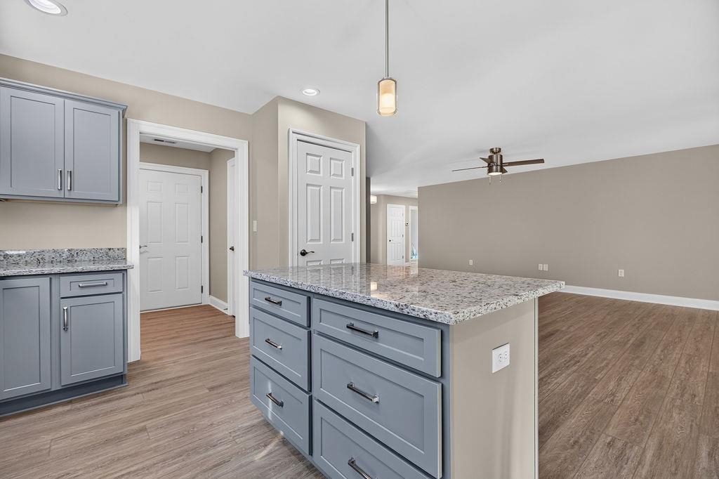 241 LINDBURGH DR