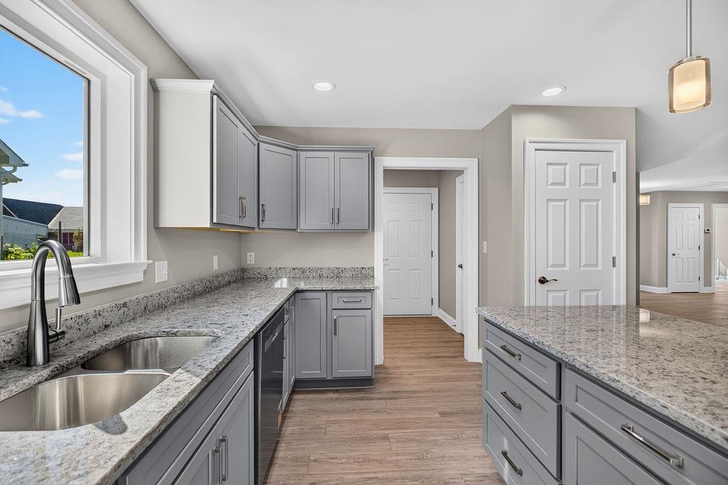 241 LINDBURGH DR