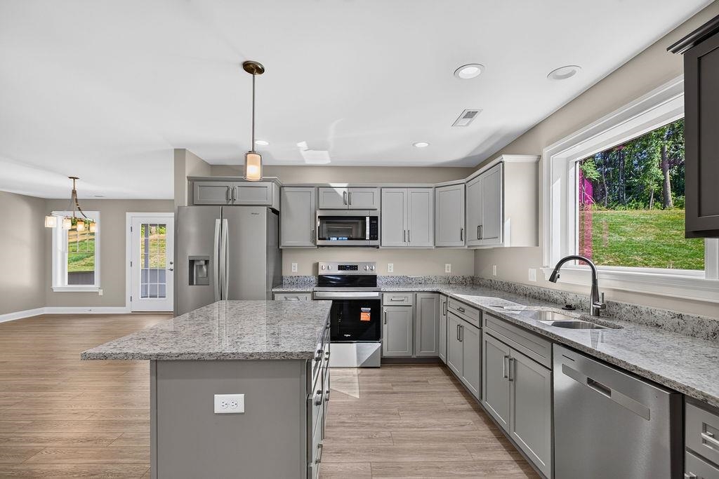 241 LINDBURGH DR