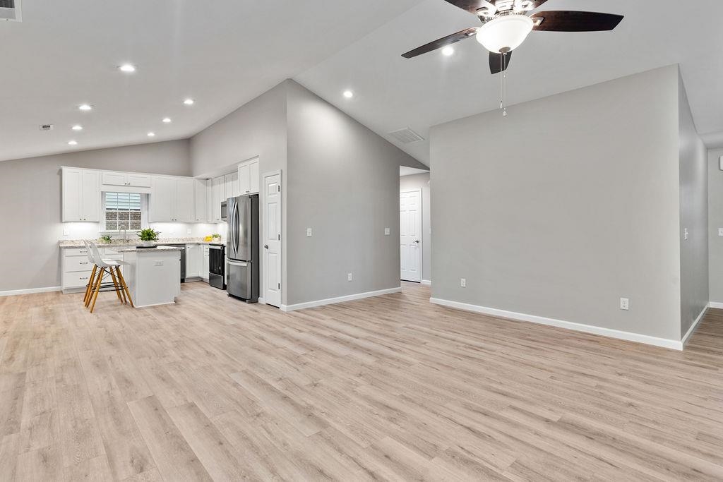 5 RIVER OAK DR