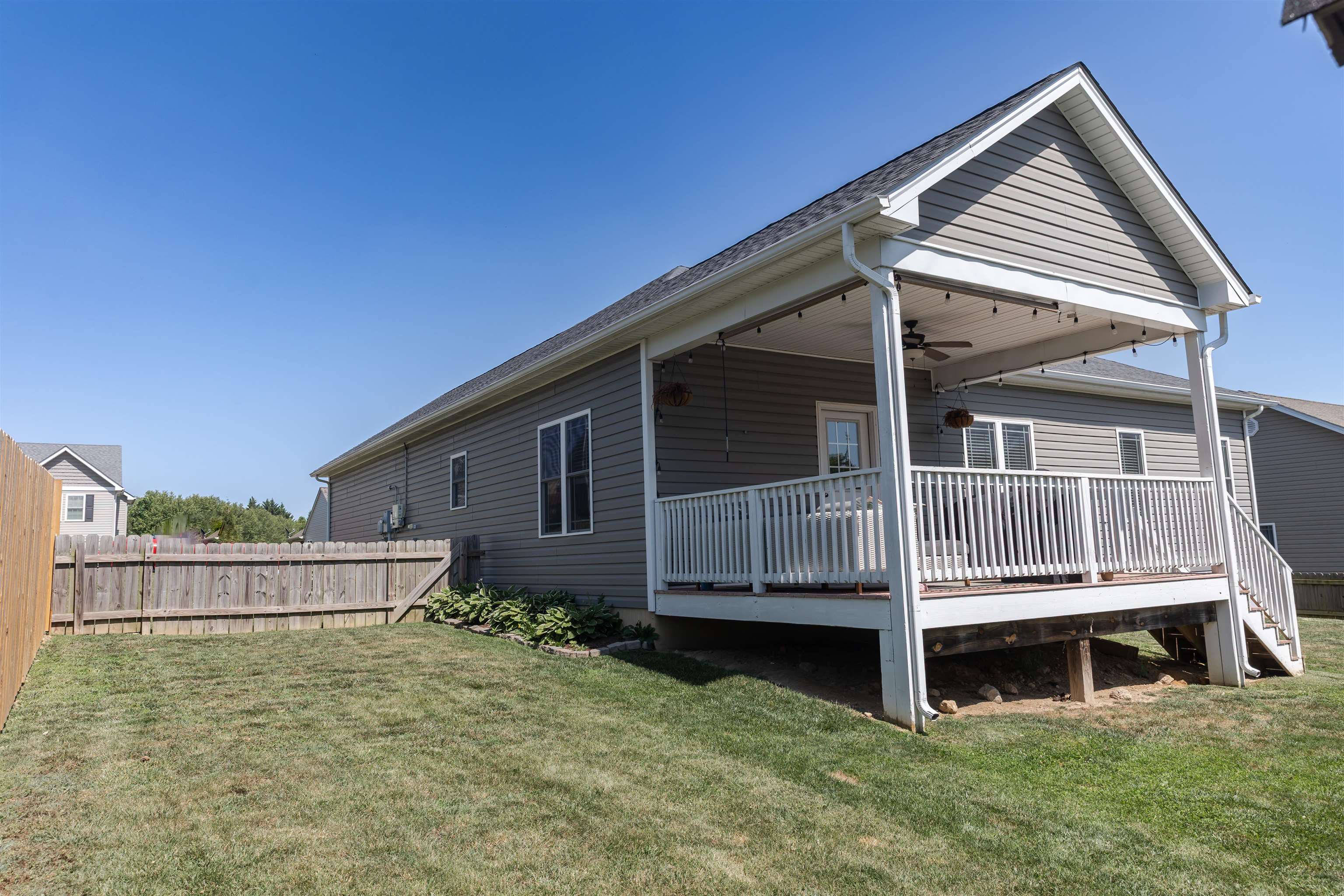 36 HULL HILLS LN