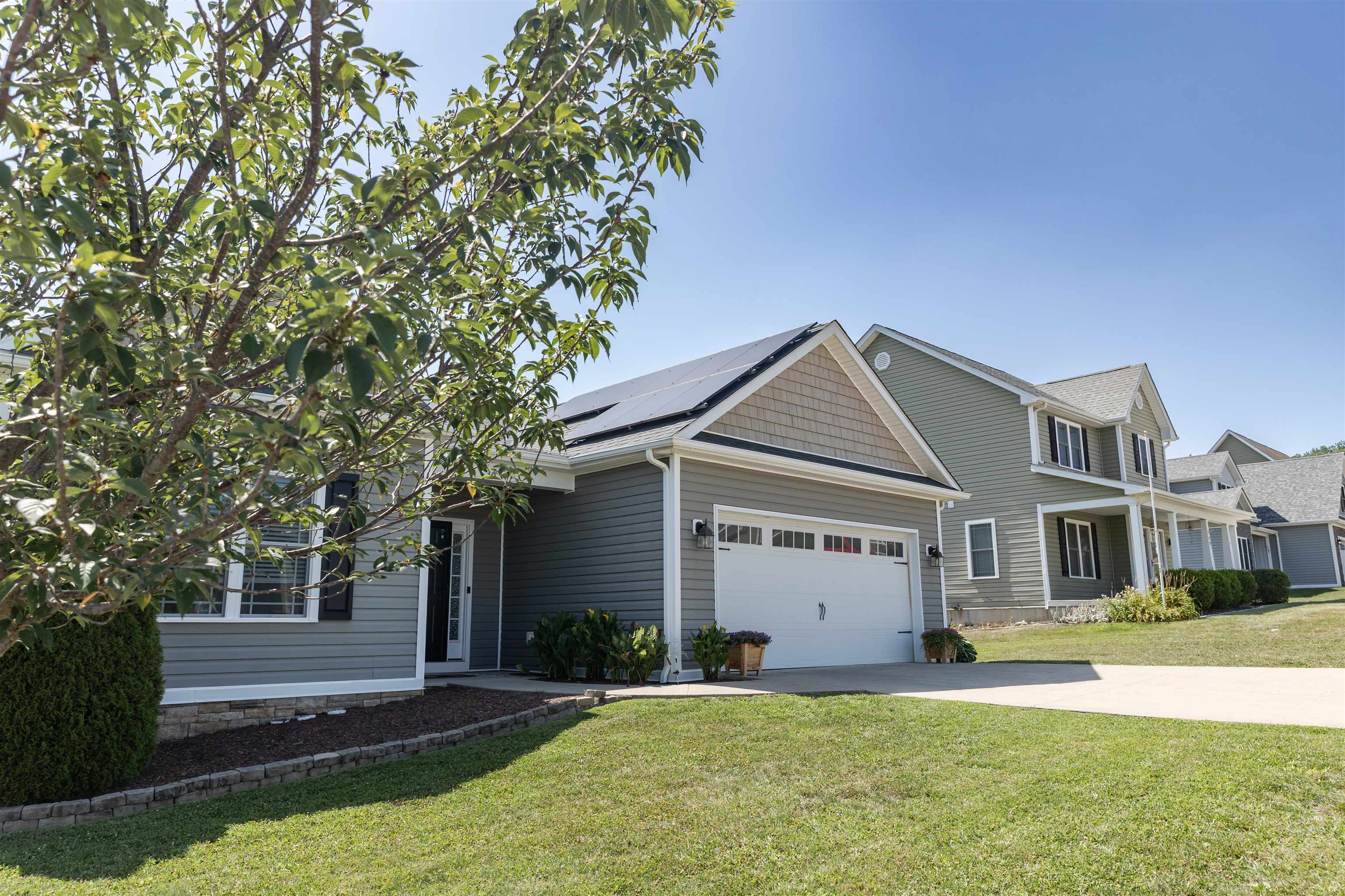 36 HULL HILLS LN