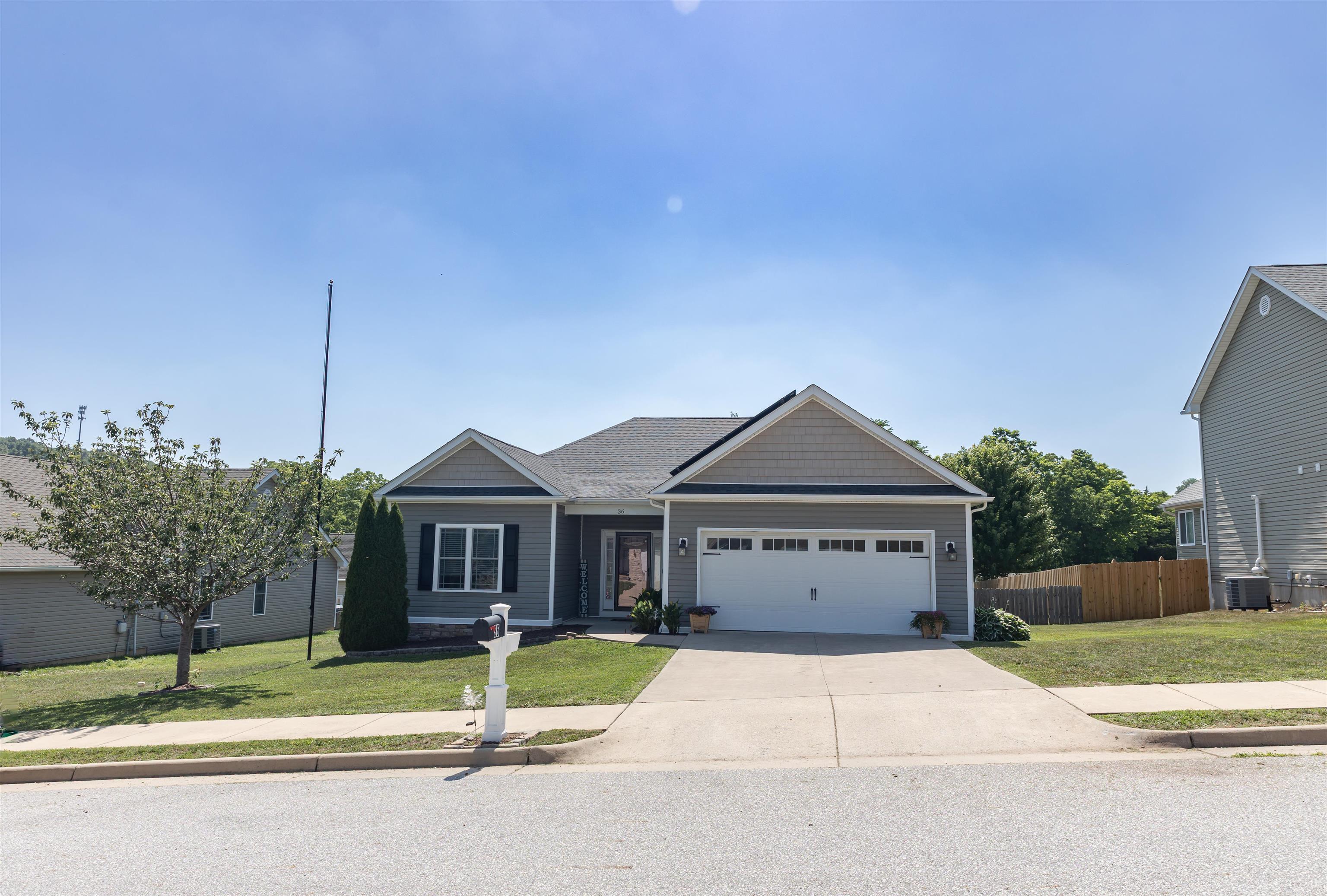 36 HULL HILLS LN