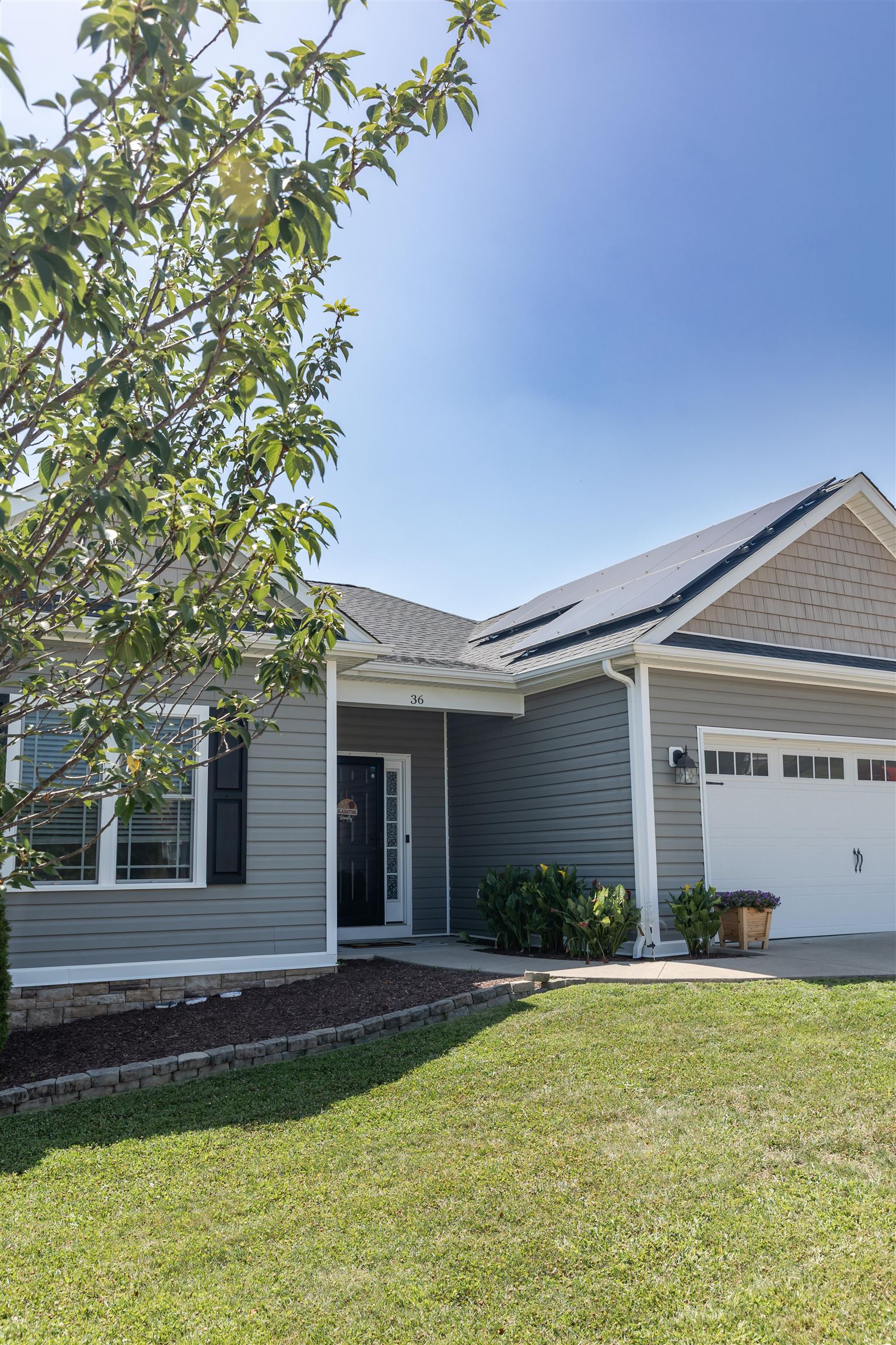 36 HULL HILLS LN