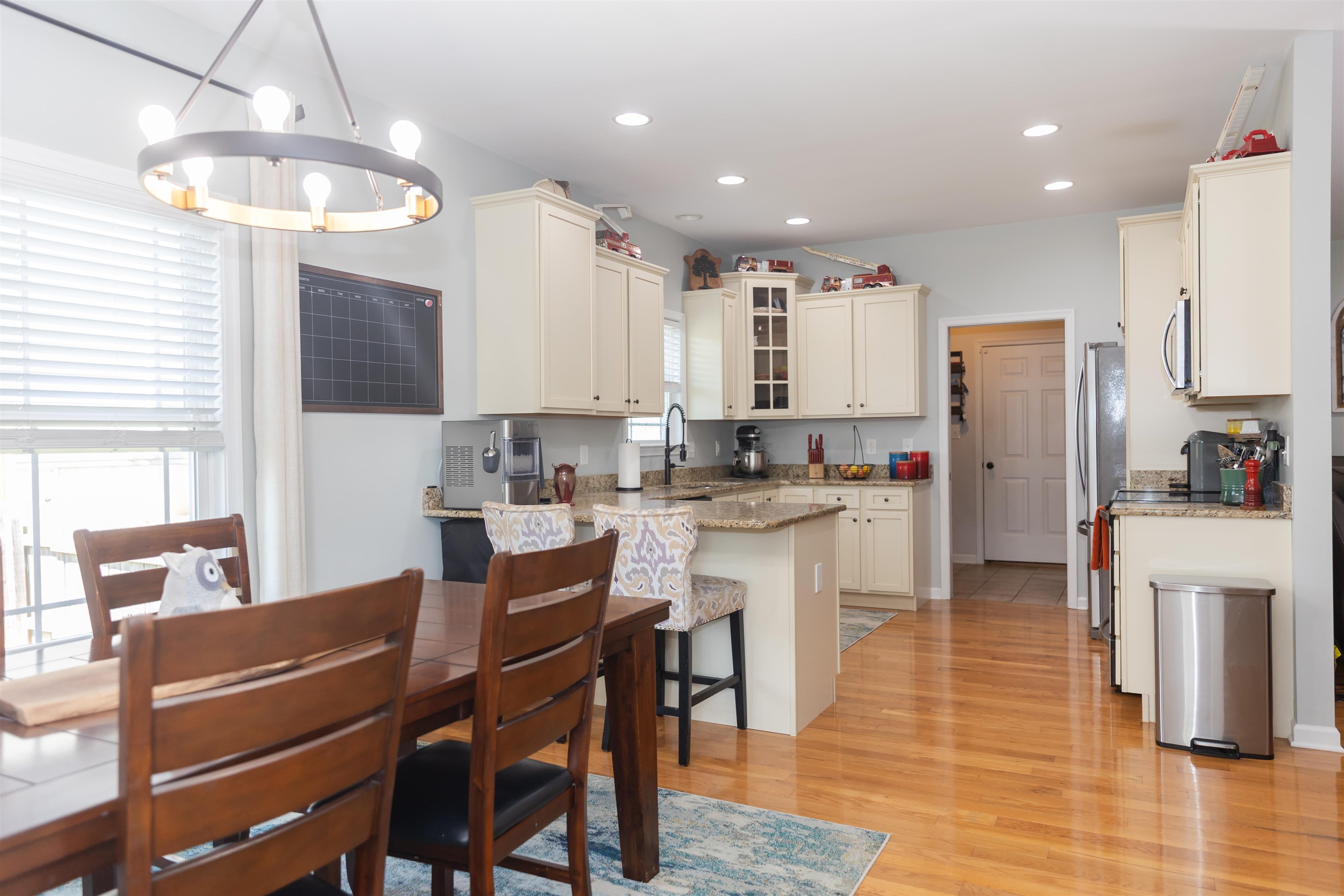36 HULL HILLS LN